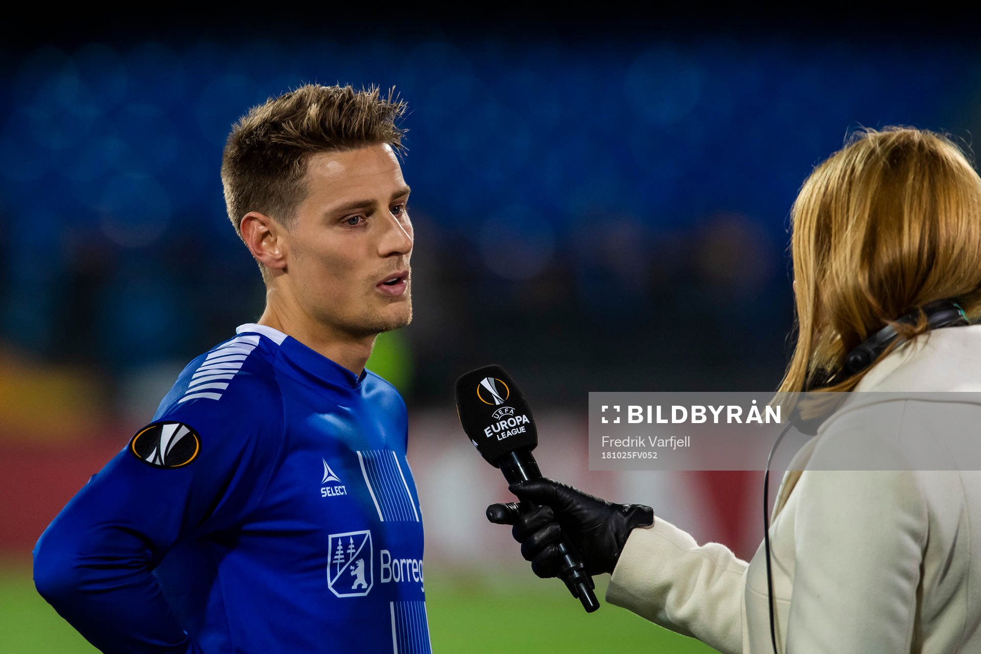 Kristoffer Zachariassen of Sarpsborg 08 looks dejected
