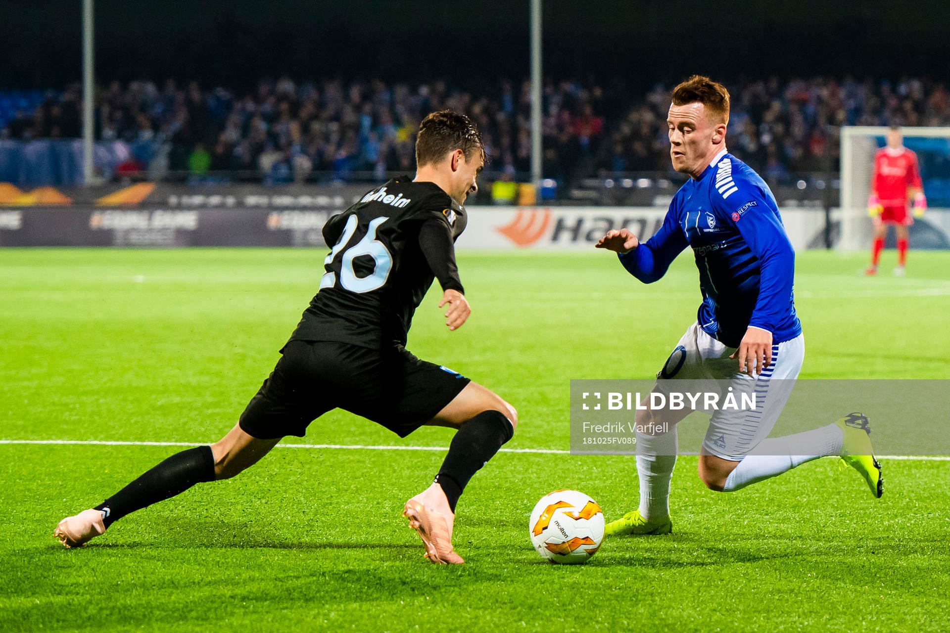 Andreas Vindheim of Malmö FF and Tobias Heintz of