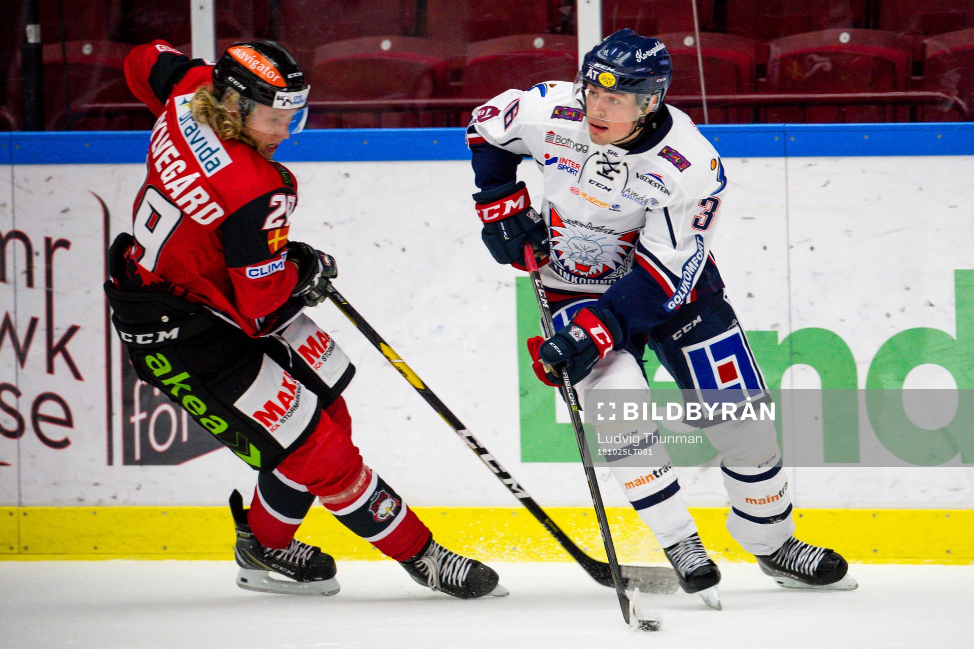 Malmö Redhawks Marcus Sylvegård och Linköpings Filip