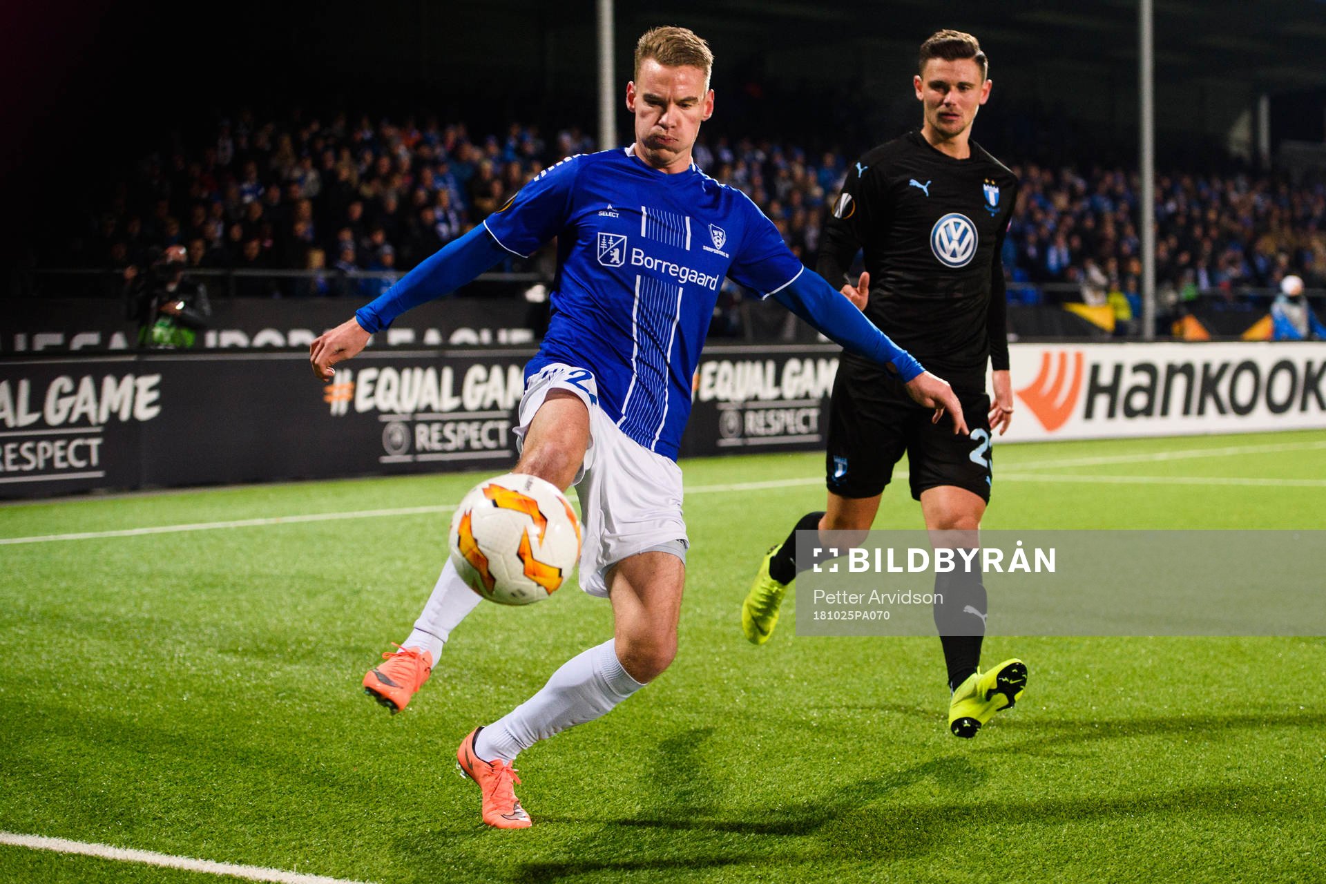 Jon-Helge Tveita of Sarpsborg 08 and Marcus Antonsson of