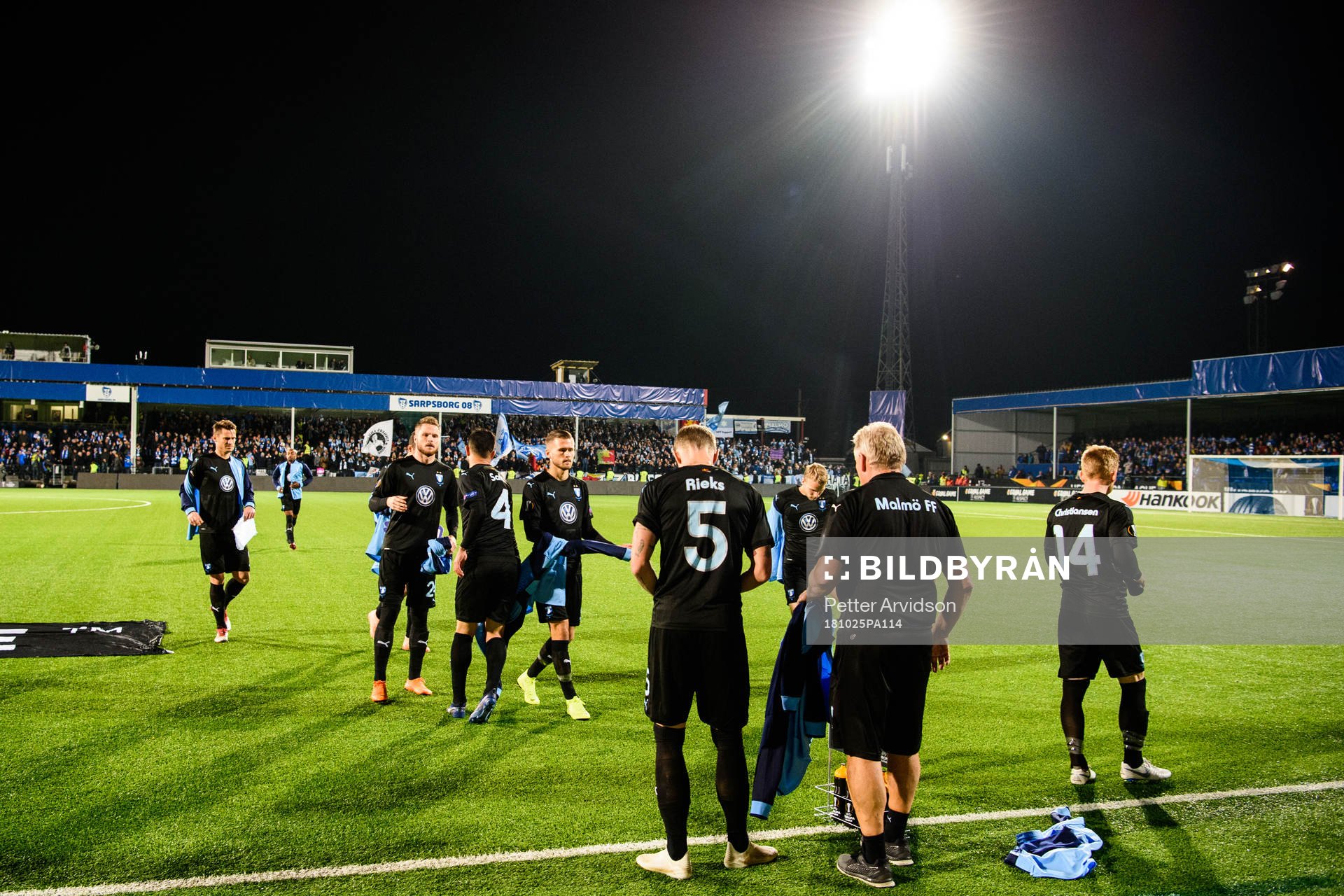 The players of Malmö FF prior the Europa League group