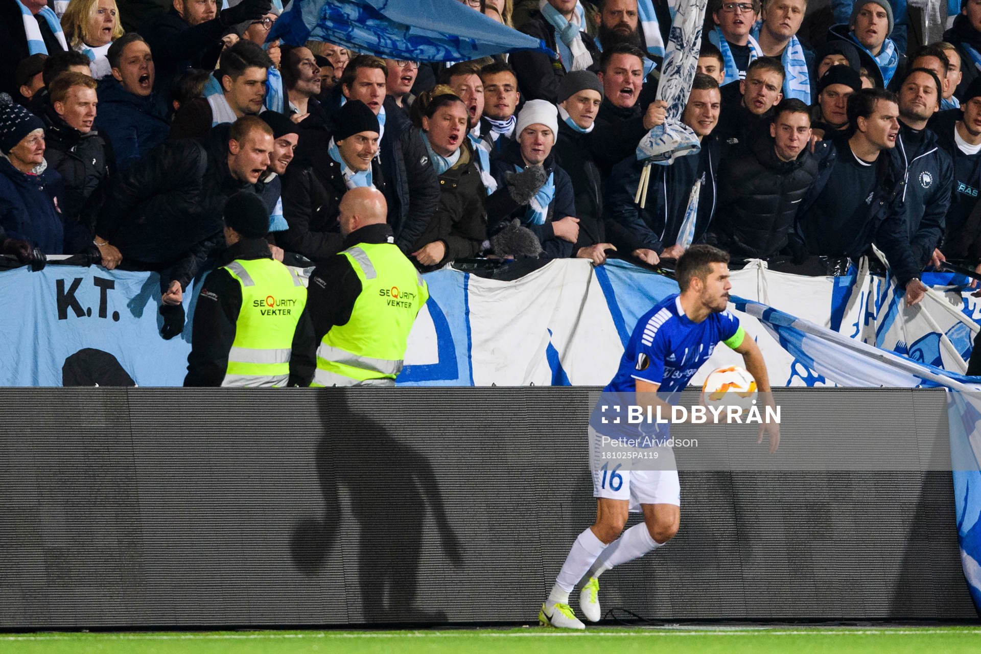 Fans of Malmö FF reacts against Joachim Thomassen of