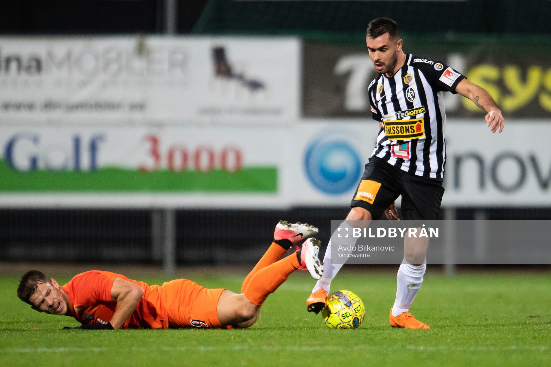Landskronas Igor Arsenijevic och AFC Eskilstunas Bajram