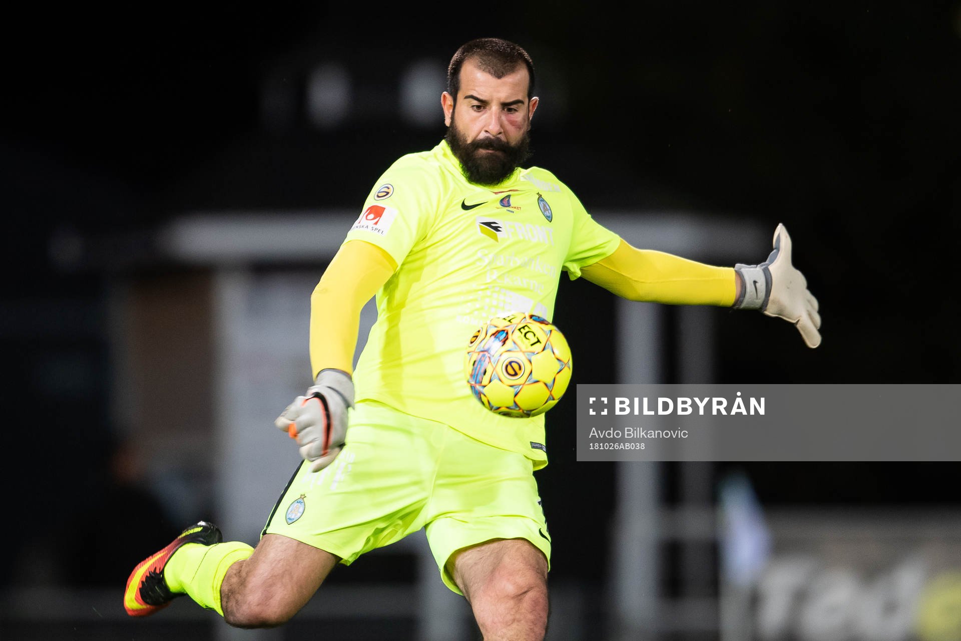 AFC Eskilstunas målvakt Gianluca Curci under fotbollsmatchen i Superettan mellan Landskrona och Eskilstuna den 26 oktober 2018 i Landskrona.