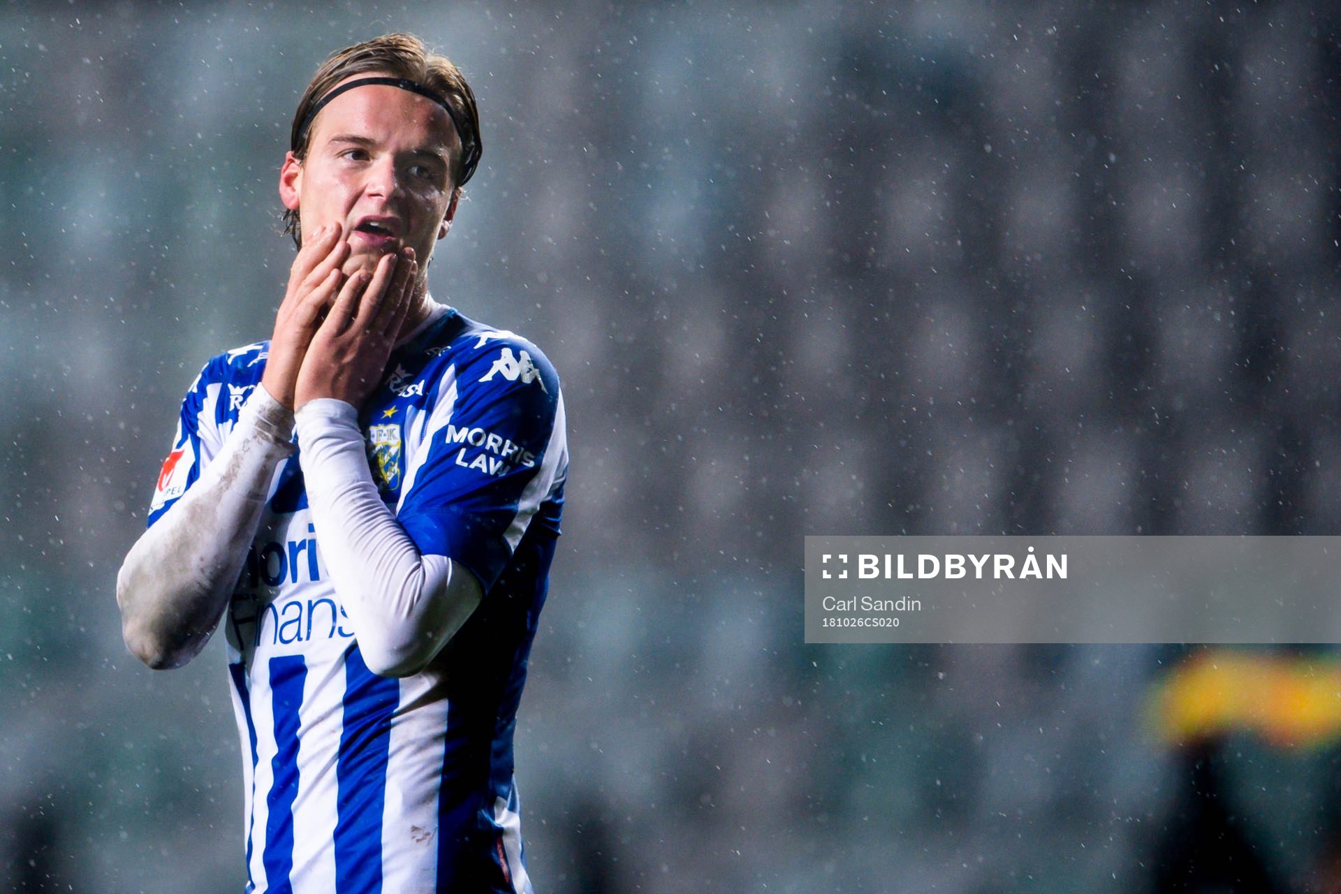 IFK Göteborgs August Erlingmark deppar