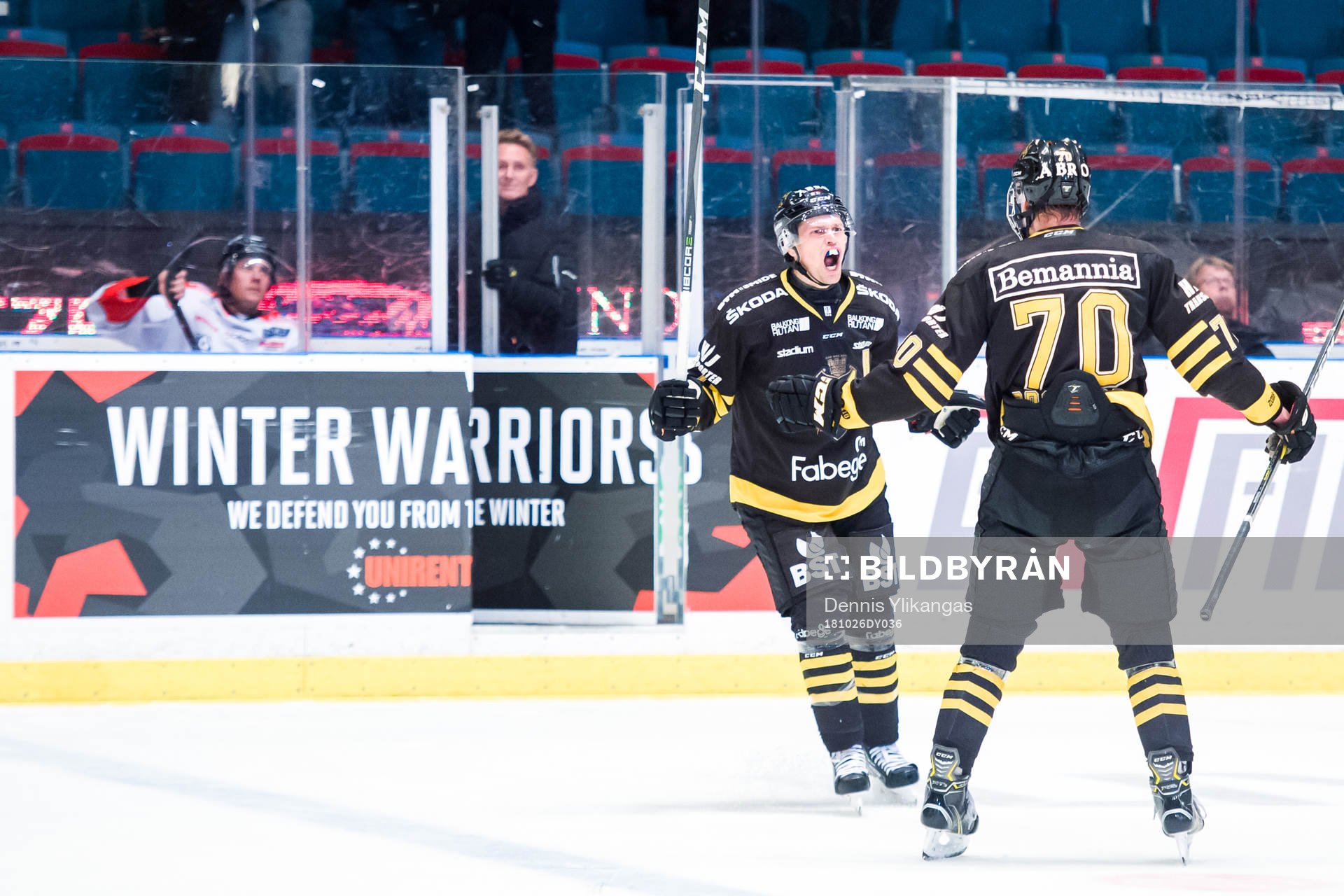 s Eric Castonguay jublar med Philip Broberg