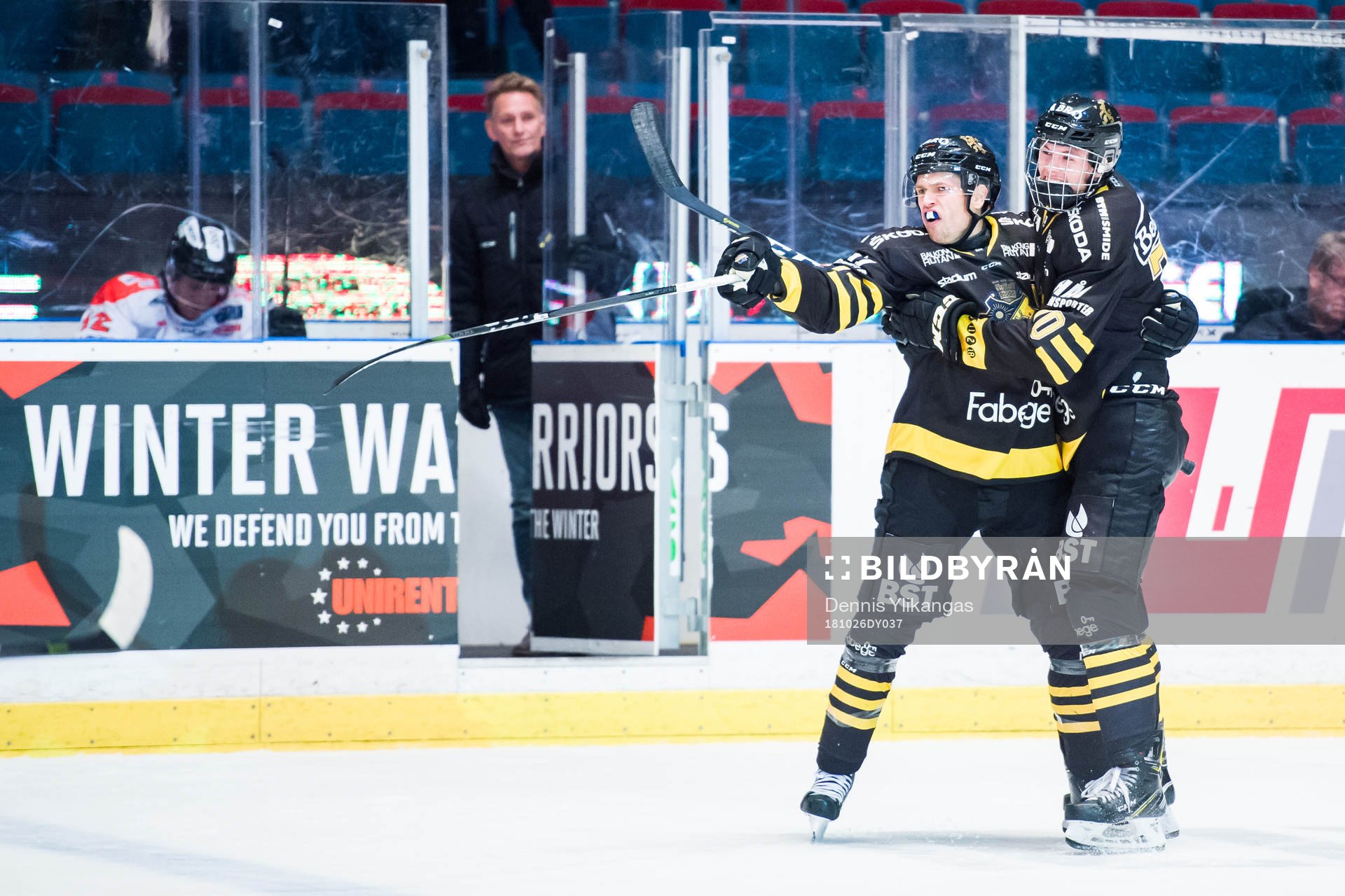 s Eric Castonguay jublar med Philip Broberg