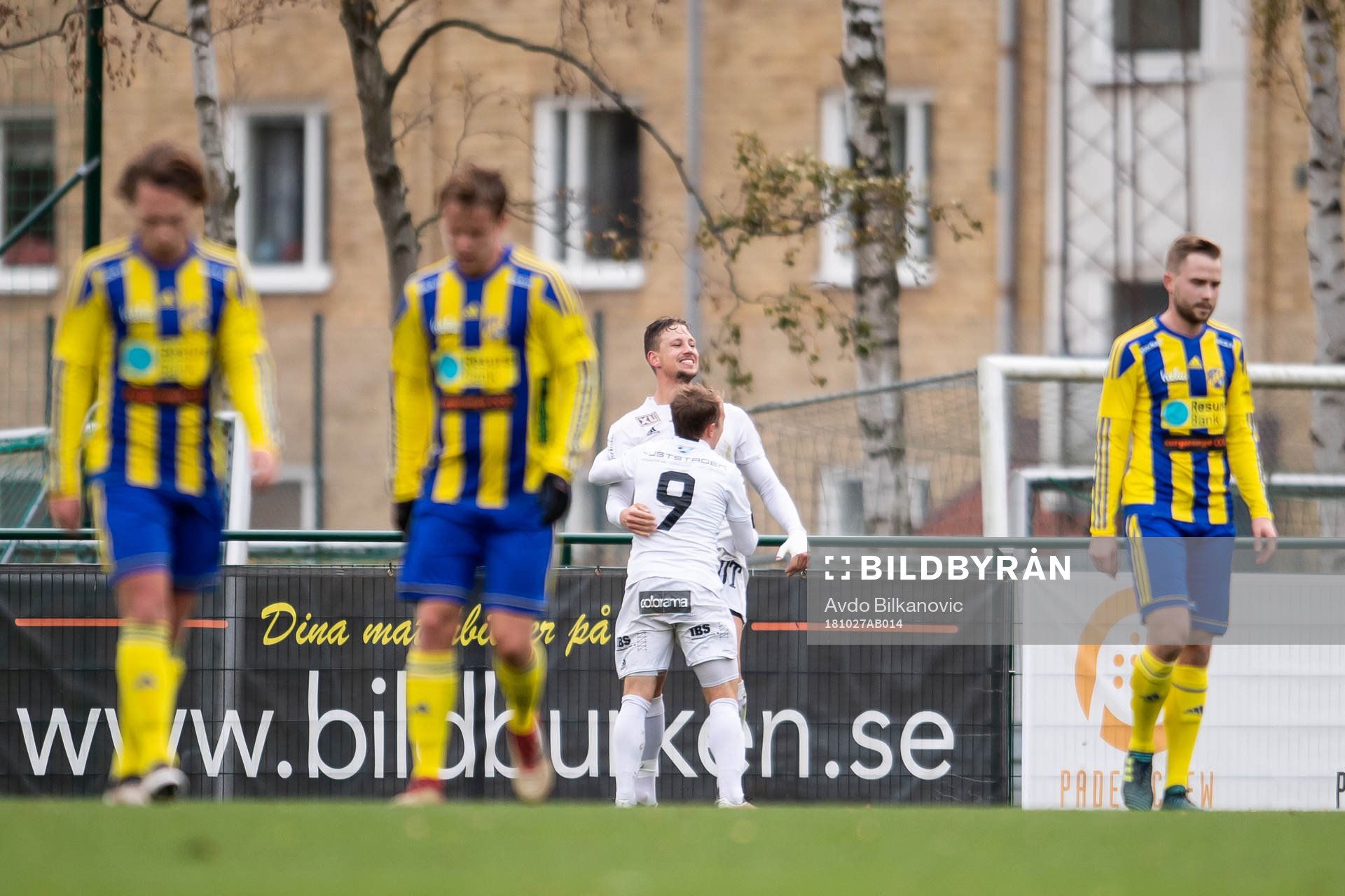 Oskarshamns Sonny Karlsson jublar under fotbollsmatchen i Division 1 Södra mellan Eskilsminne och Oskarshamn den 27 oktober 2018 i Helsingborg.