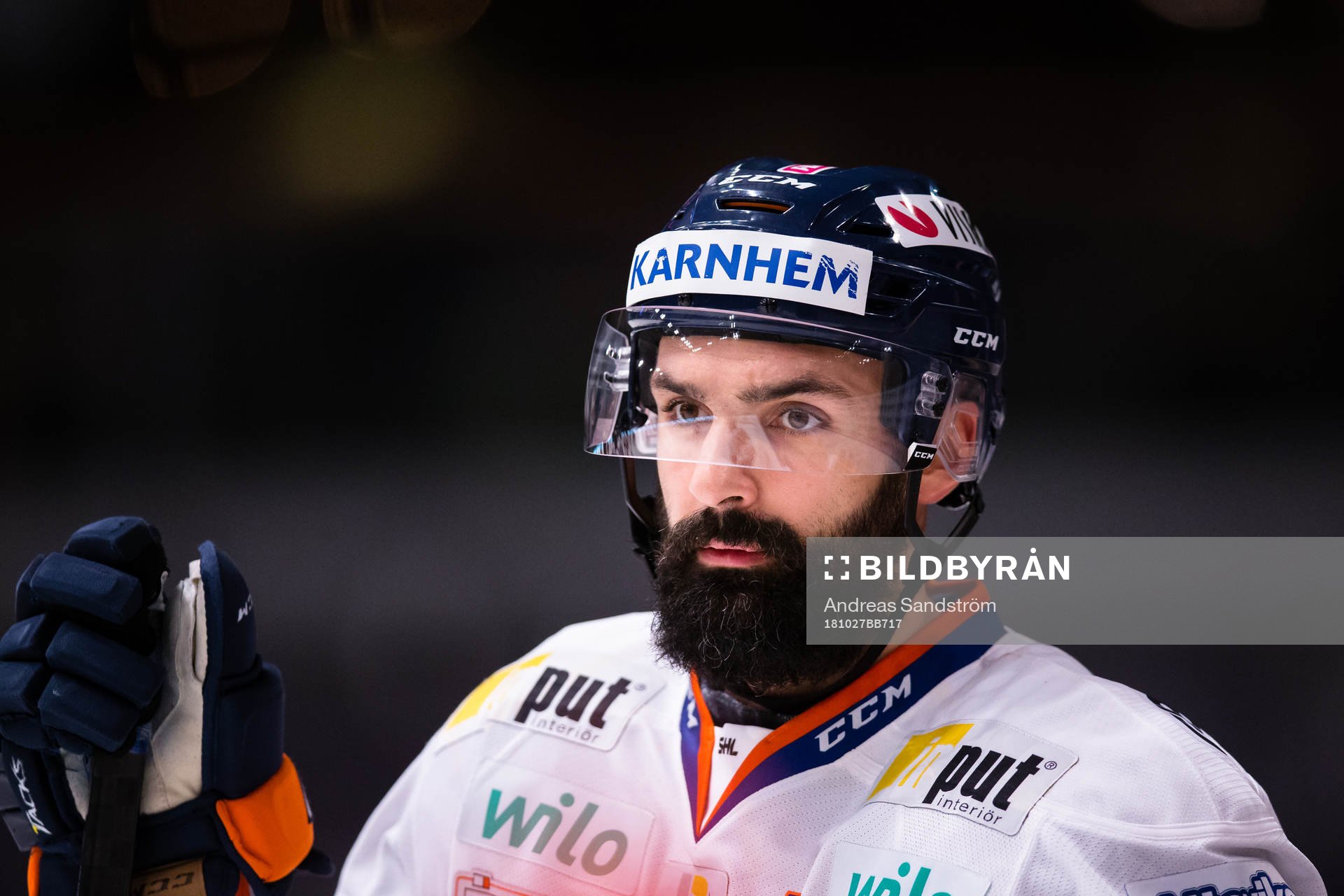 Växjös Daniel Rahimi på uppvärmningen