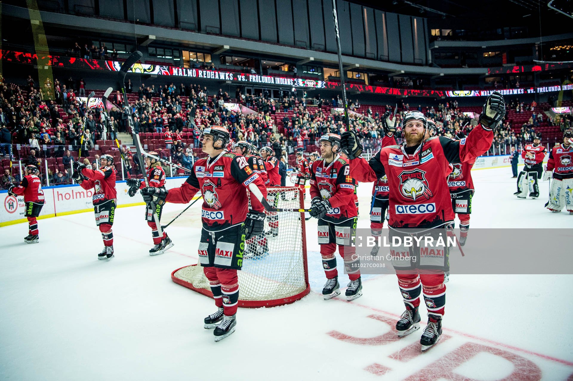 Malmö Redhawks Henrik Hetta och Anton Mylläri jublar med