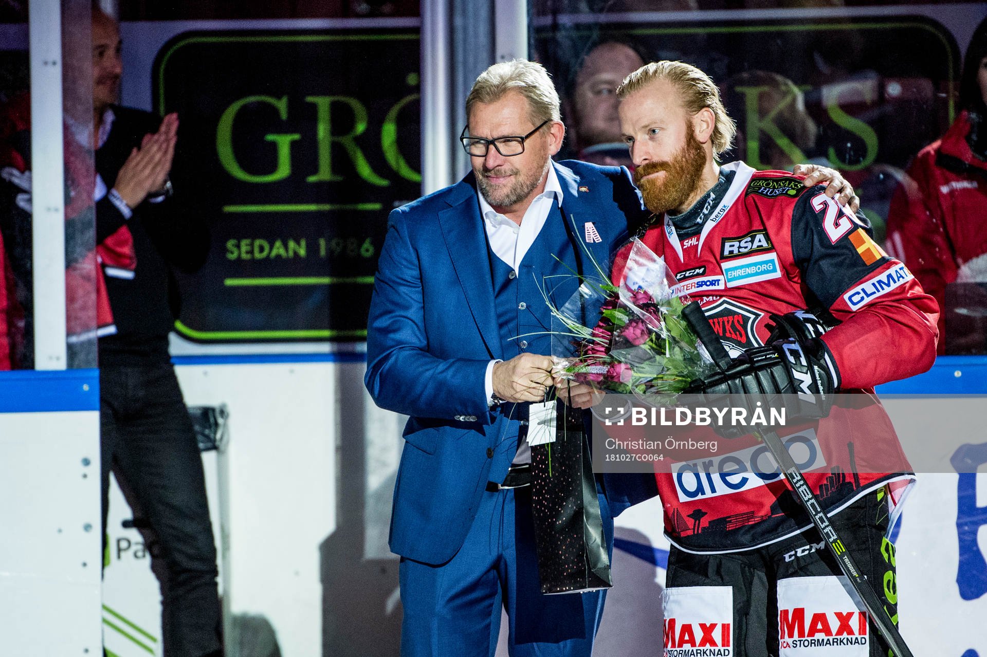 Malmö Redhawks Jens Olsson hyllades innan match av VD och