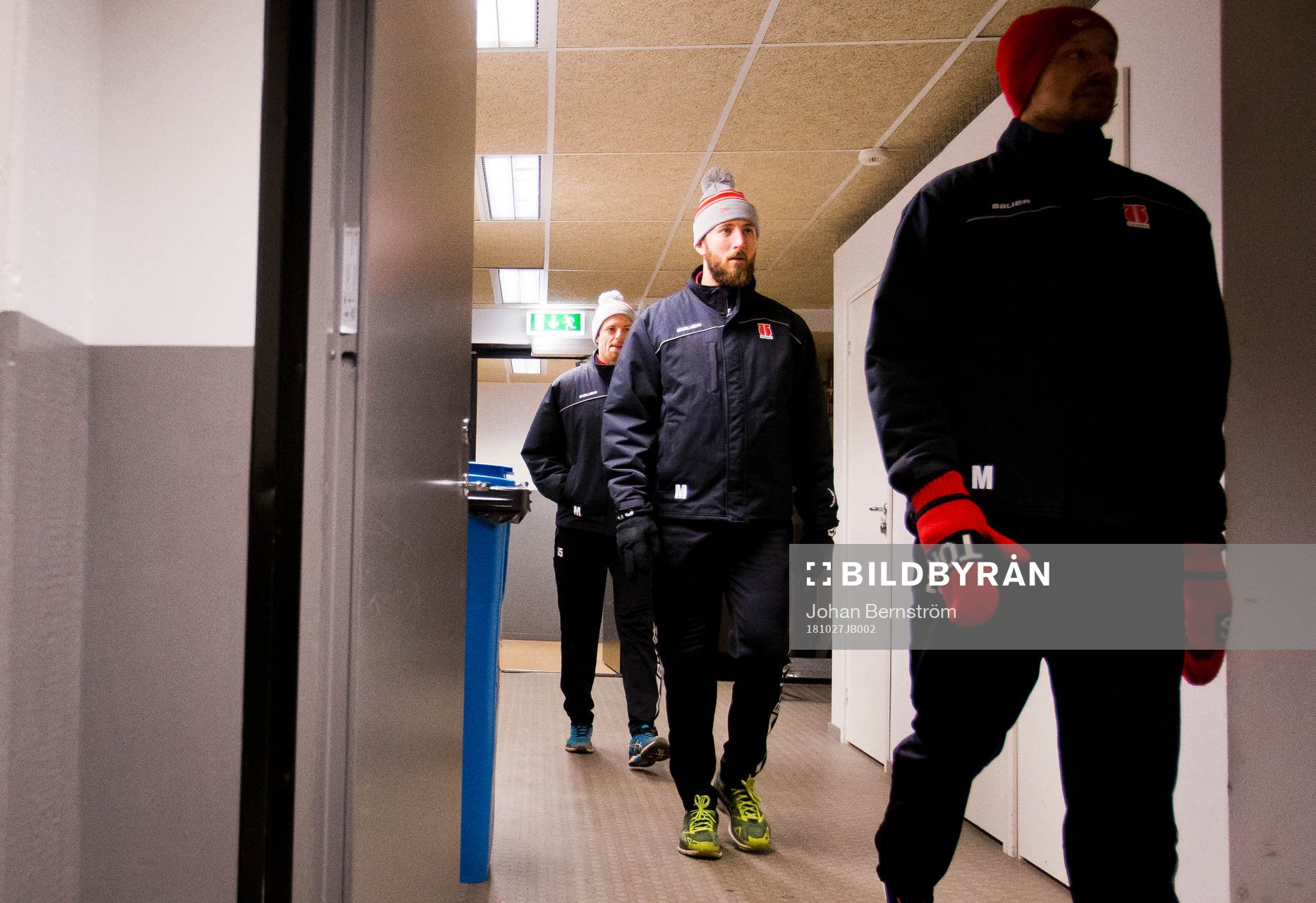 Örebros Kalle Olsson, målvakt Stefan Steen och Marcus