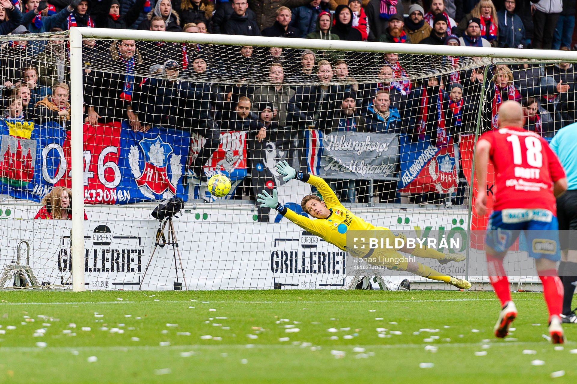 Öster gör mål 1-1 på staff bakom Helsingborgs Kalle