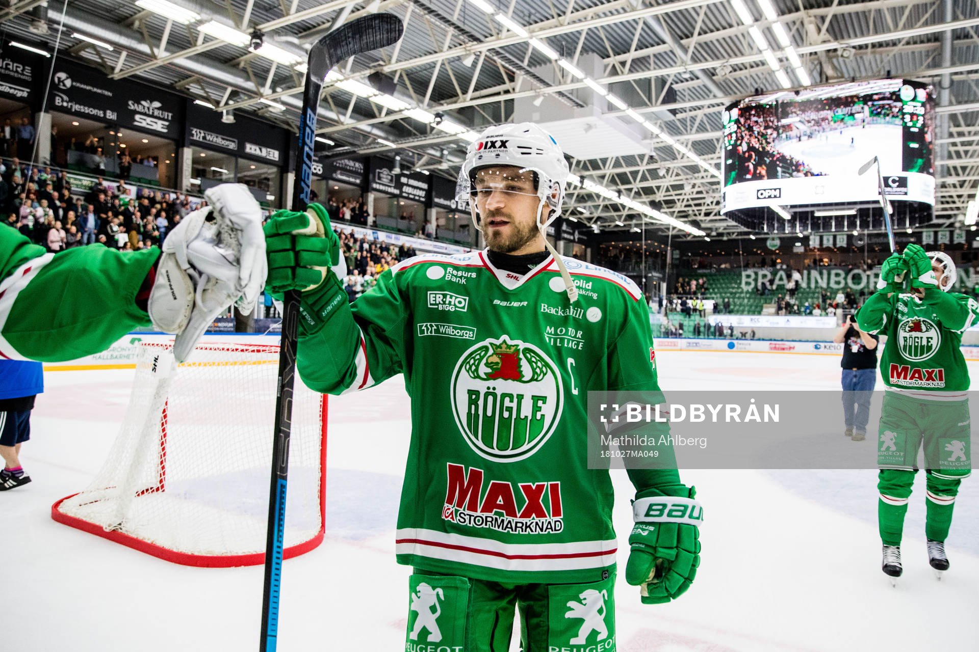 Rögles Craig Schira jublar