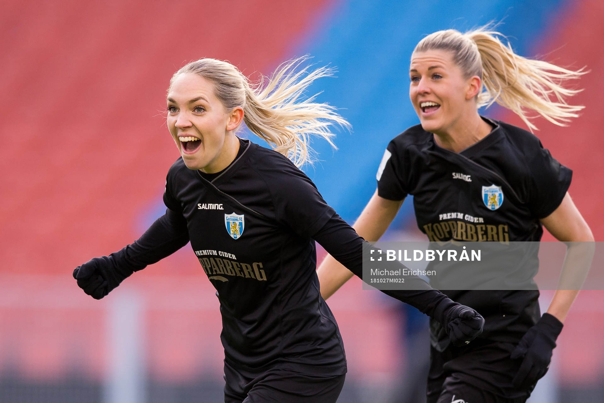 Göteborgs Elin Rubensson jublar ihop med Olivia Schough