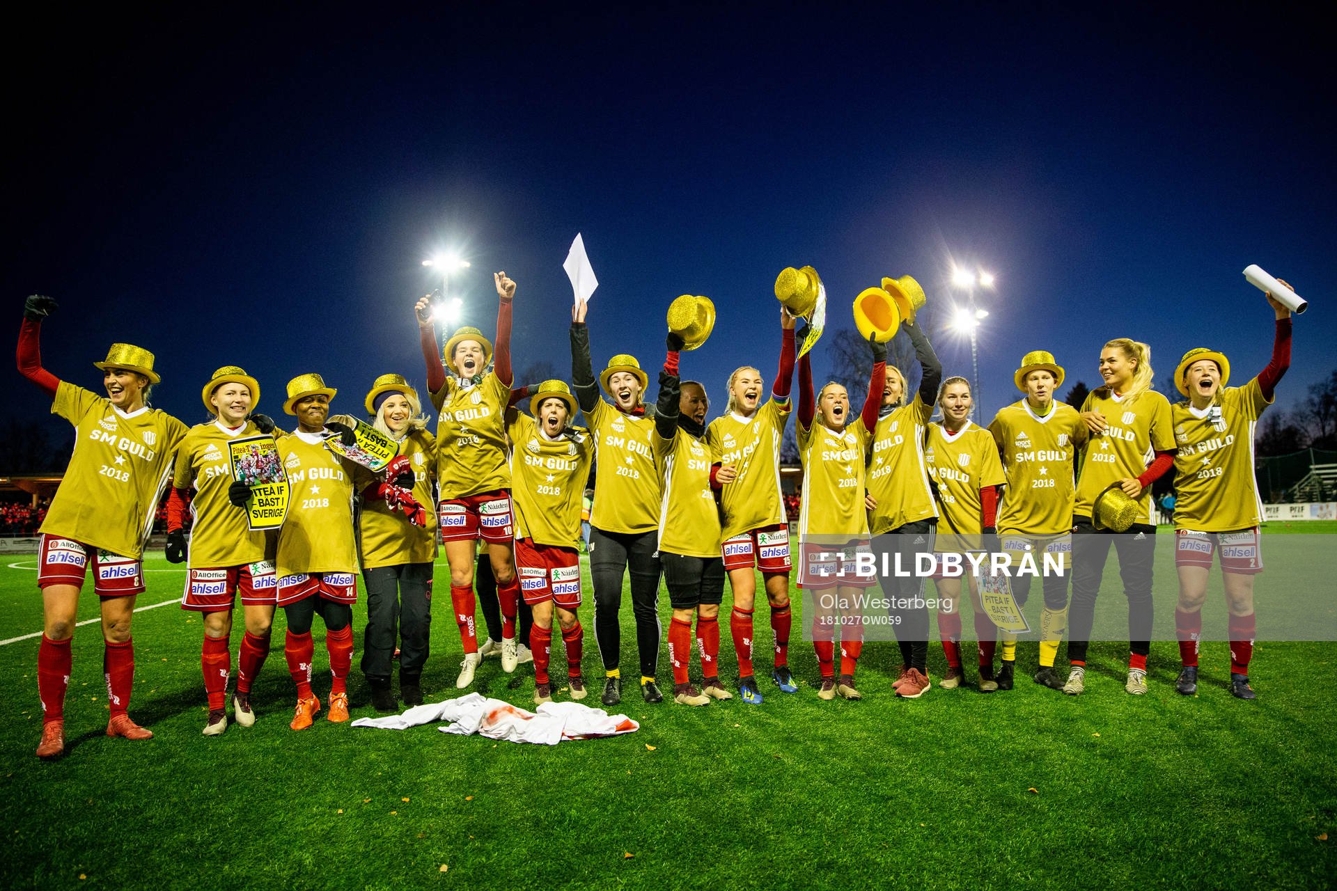 Piteås spelare firar SM-guld