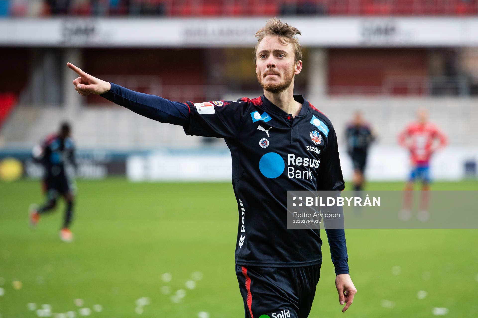 Helsingborgs Rasmus Jönsson jublar efter att han gjort 1-4-målet under fotbollsmatchen i Superettan mellan Öster och Helsingborg den 27 oktober 2018 i Växjö.