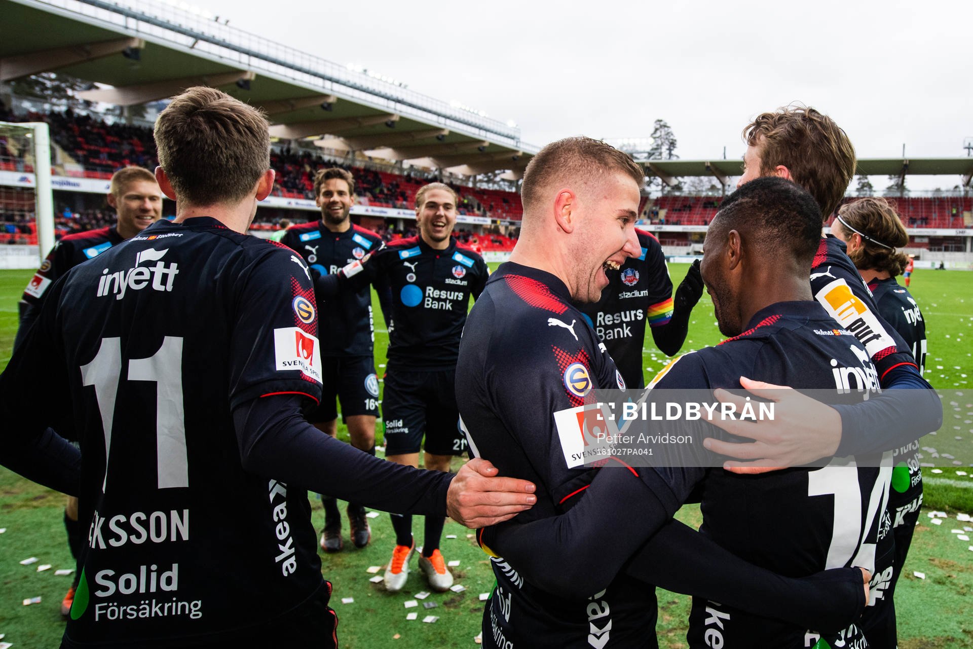 Helsingborgs Darijan Bojanic och Mohammed Abubakari jublar