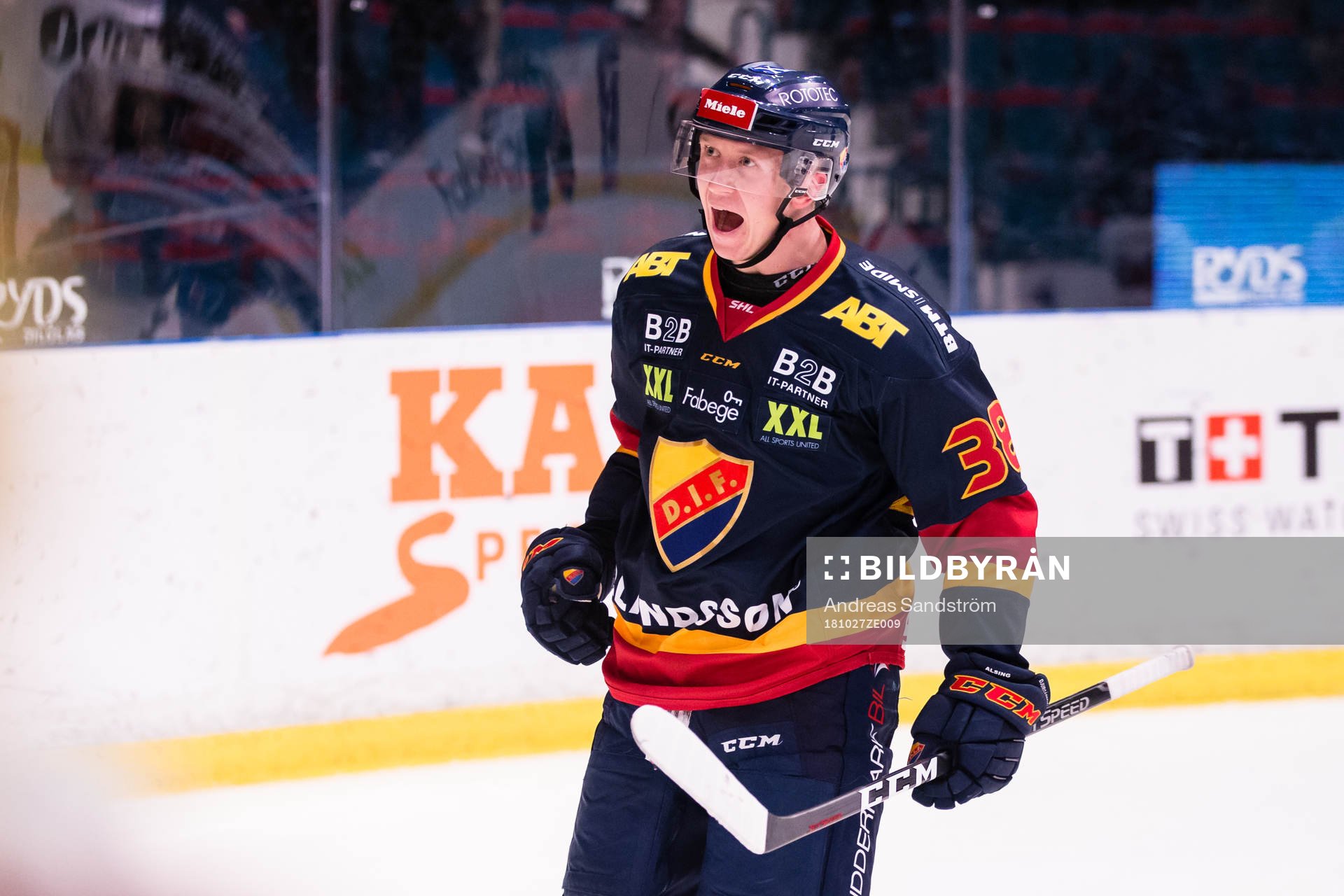 Djurgårdens Olle Alsing jublar
