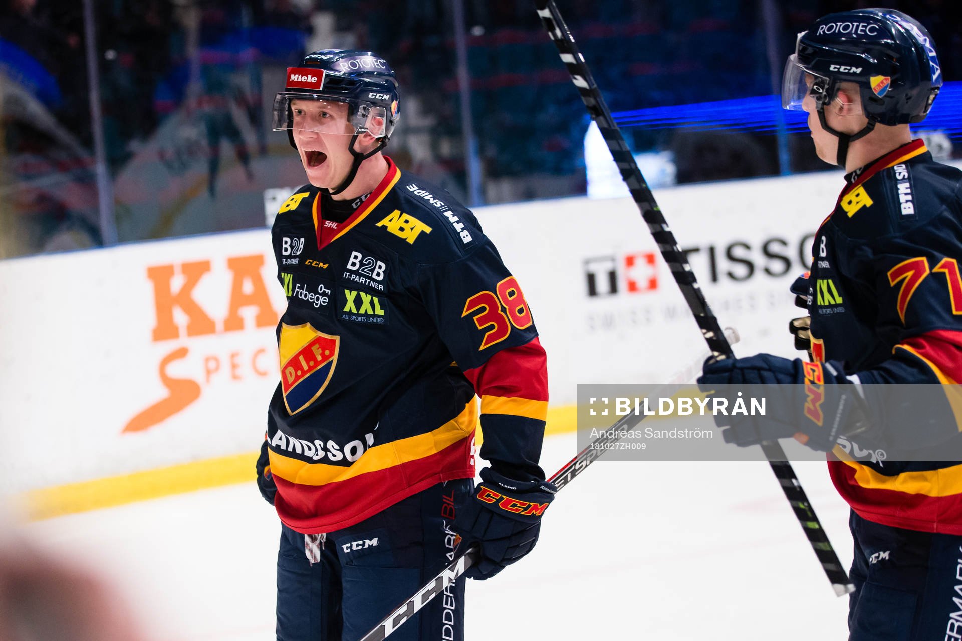 Djurgårdens Olle Alsing jublar