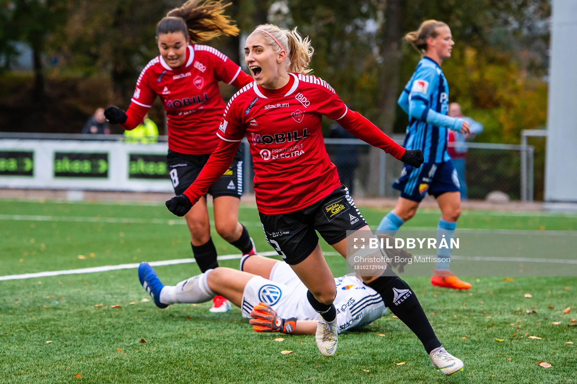 LB07s Malin Winberg jublar