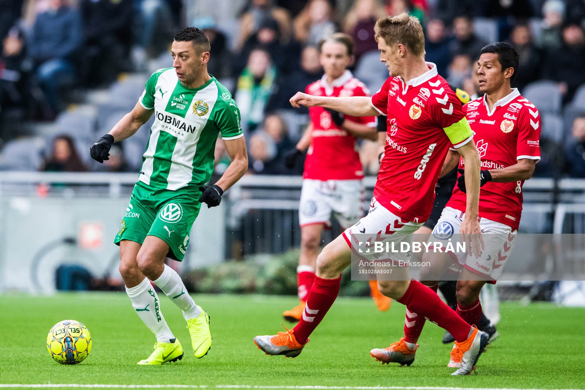 Hammarbys Nikola Djurdjic och Kalmars Rasmus Elm