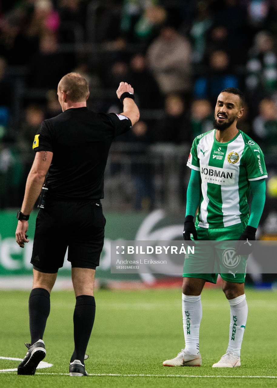 Domare Patrik Eriksson och Hammarbys Junes Barny