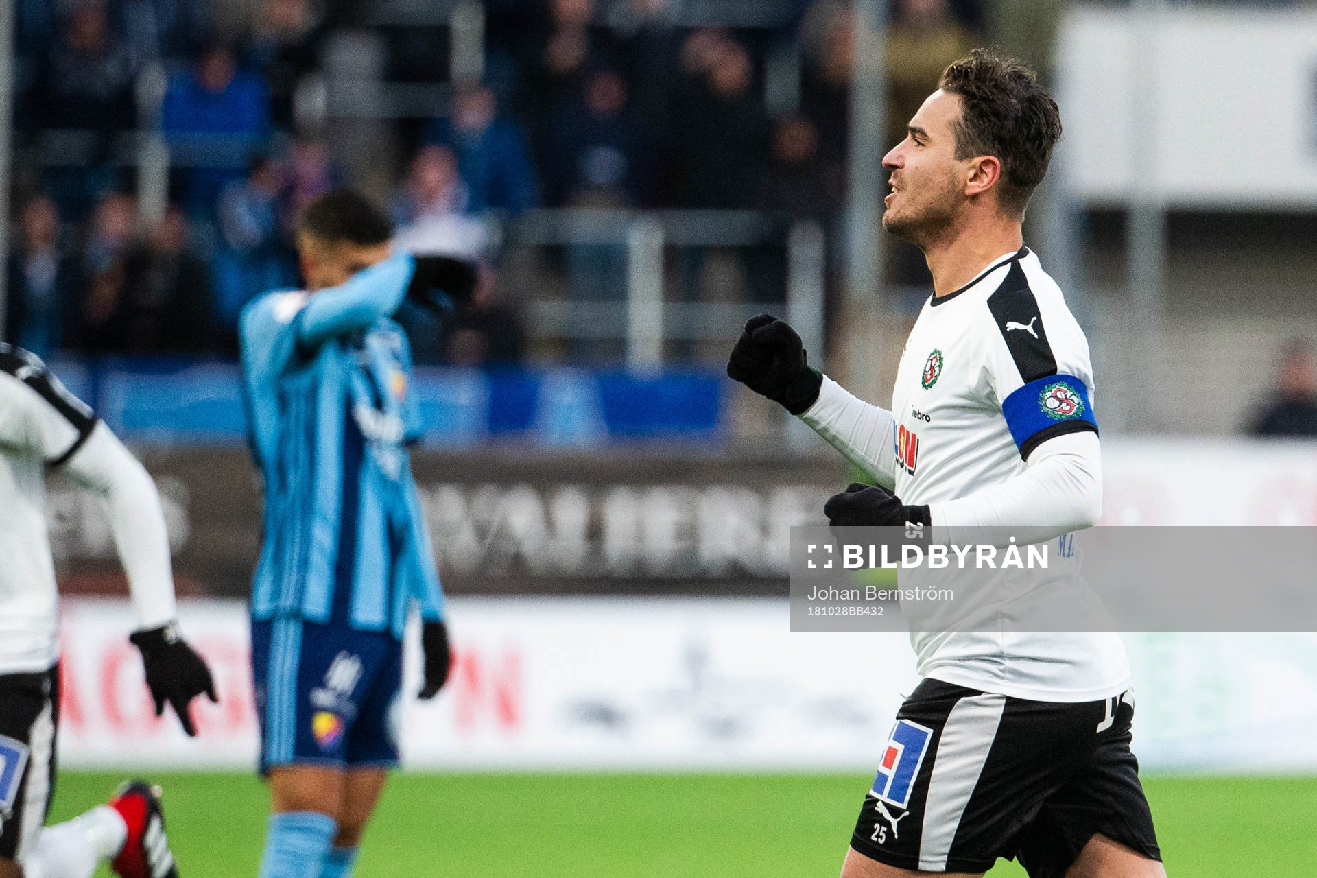 Örebros Nordin Gerzic jublar