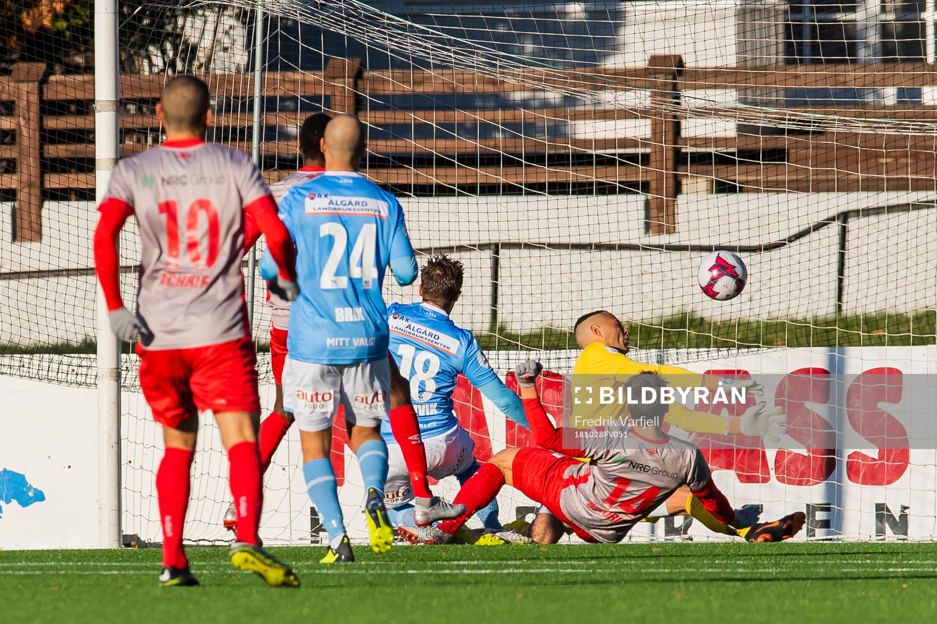 Sindre Mauritz-Hansen of Strømmen scores 2-0 behind