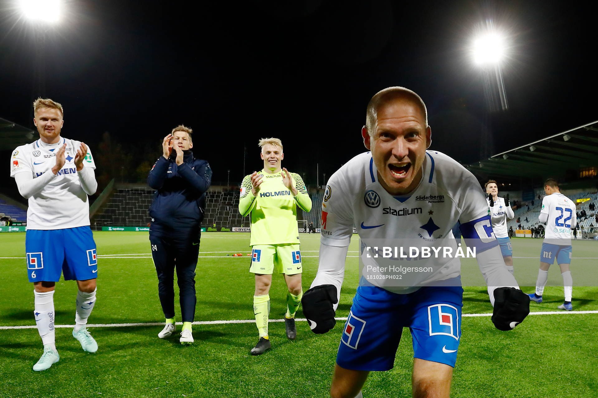 Norrköpings Andreas Johansson jublar under fotbollsmatchen i Allsvenskan mellan Norrköping och Östersund den 28 oktober 2018 i Norrköping.