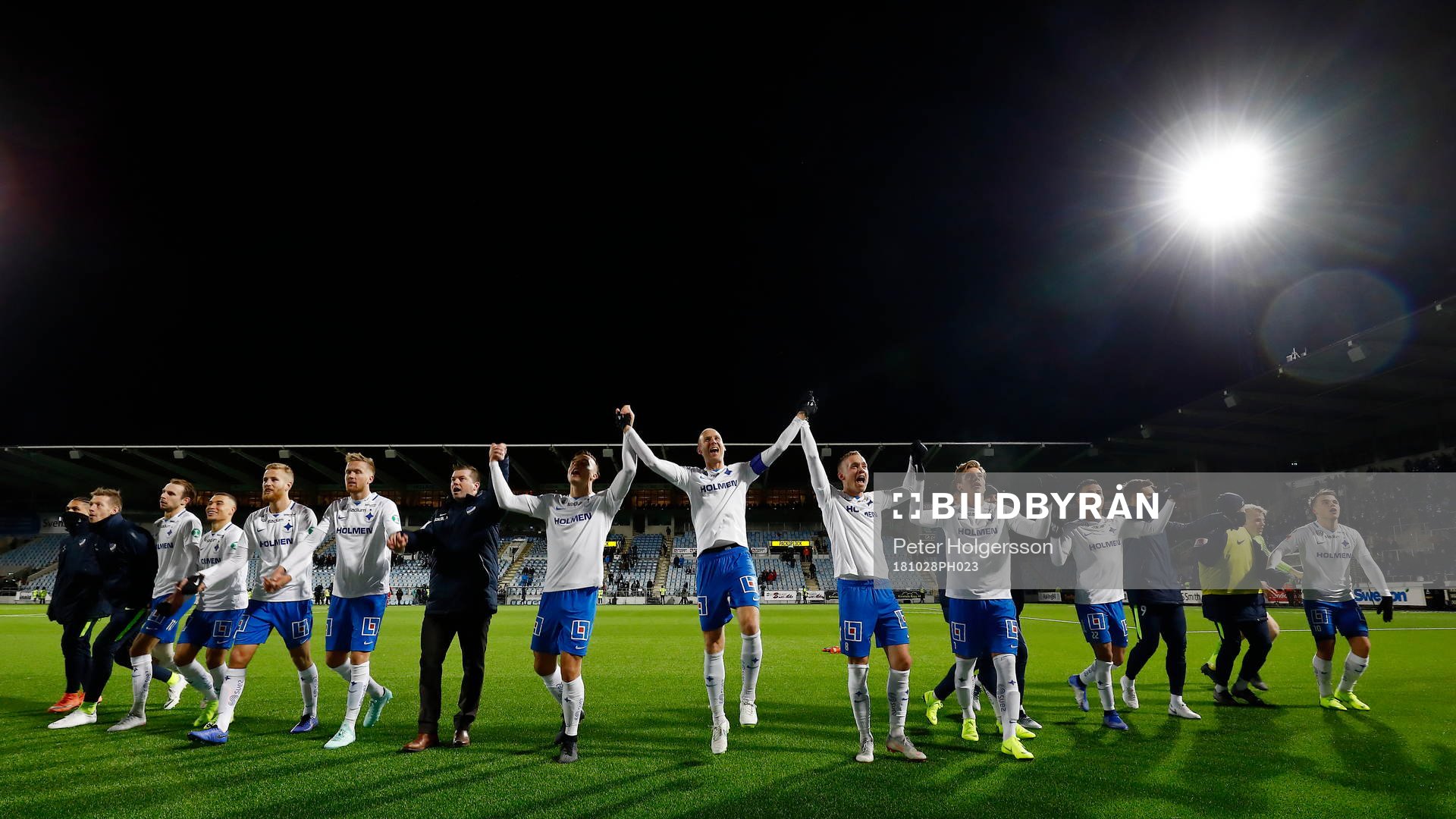 Norrköpings spelare jublar under fotbollsmatchen i Allsvenskan mellan Norrköping och Östersund den 28 oktober 2018 i Norrköping.