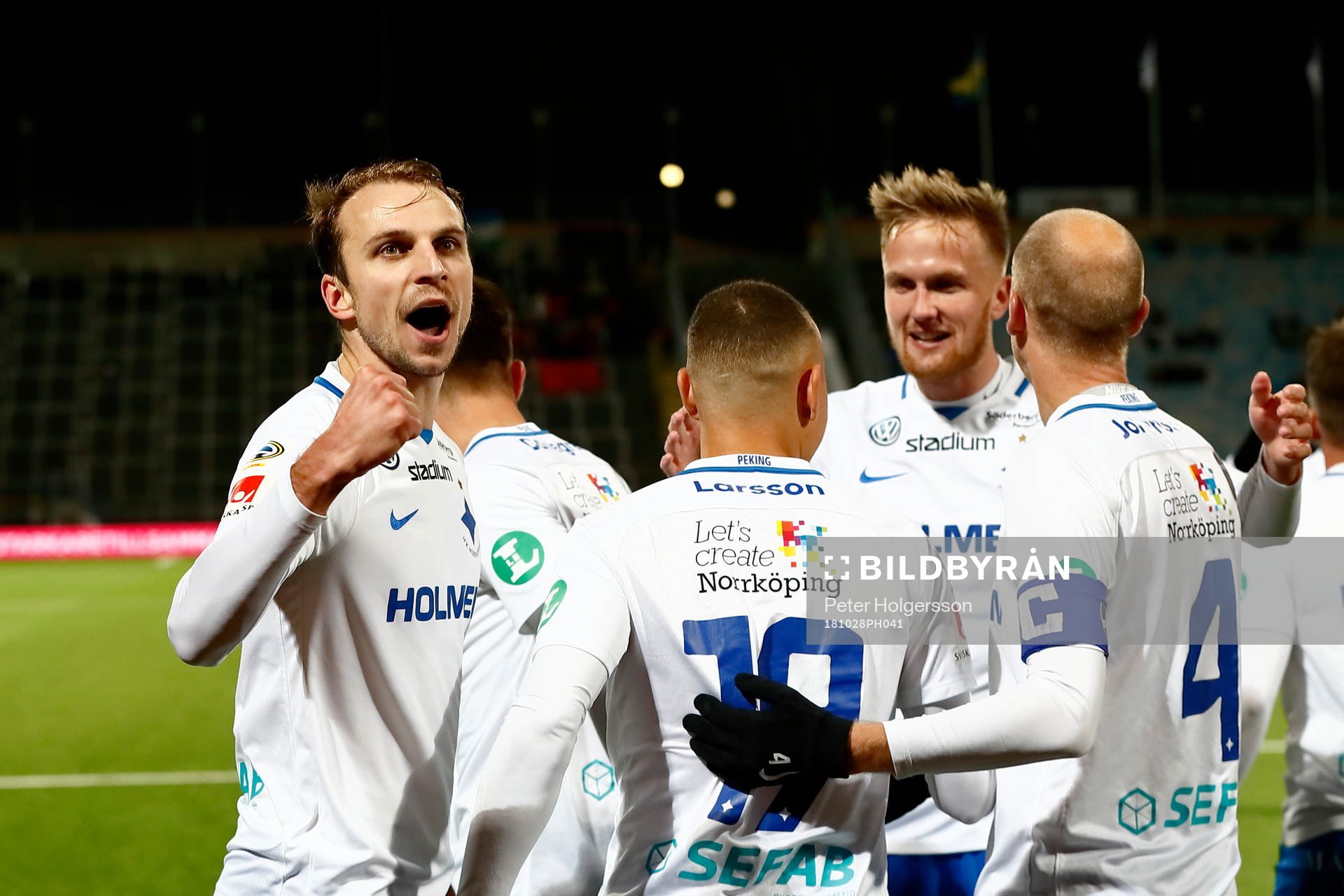 Norrköpings spelare jublar
