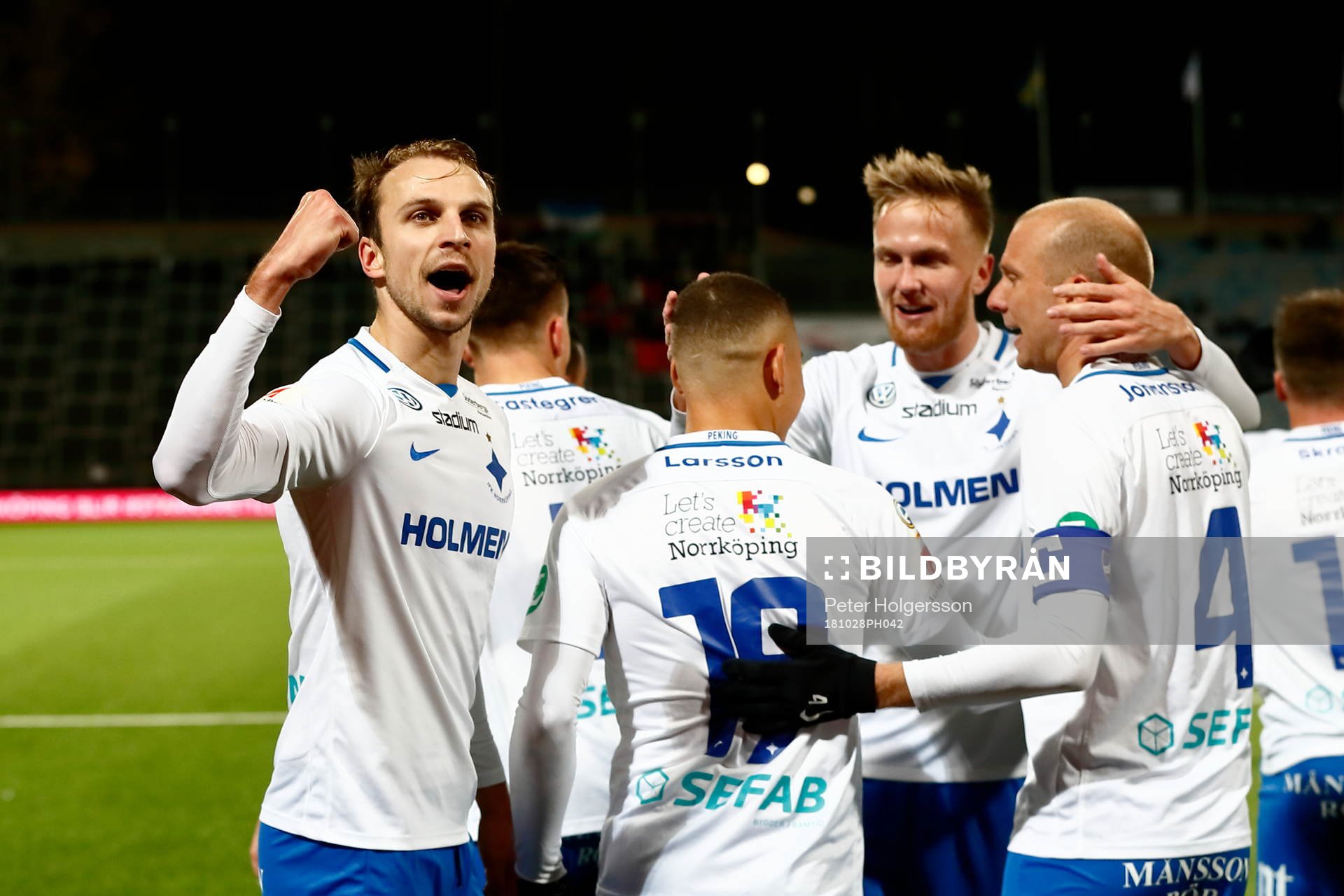 Norrköpings spelare jublar