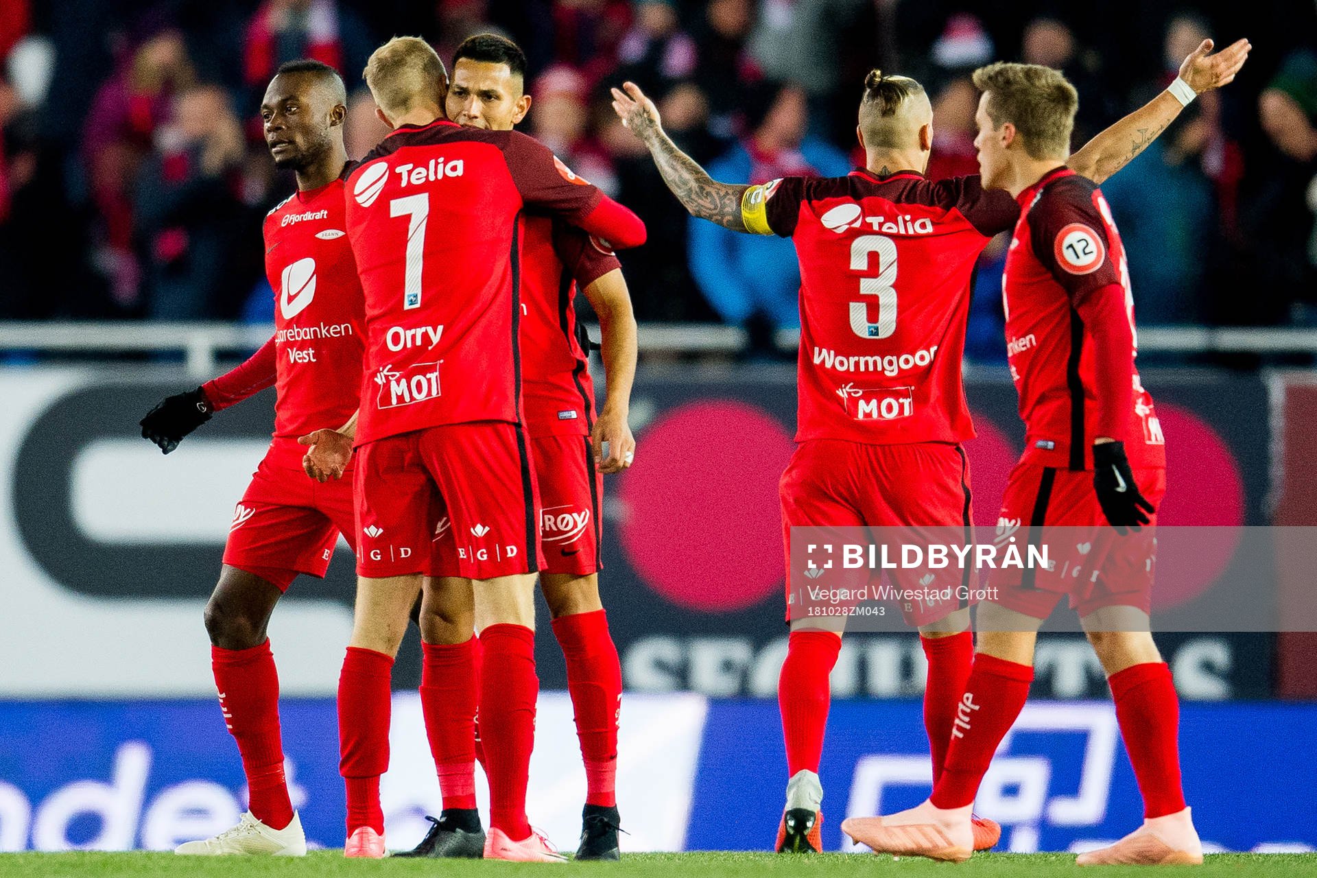 Deyver Vega of Brann celebrates with teammate Peter Orry