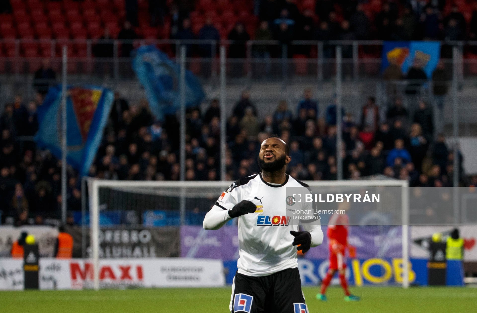 Örebros Michael Junior Omoh deppar