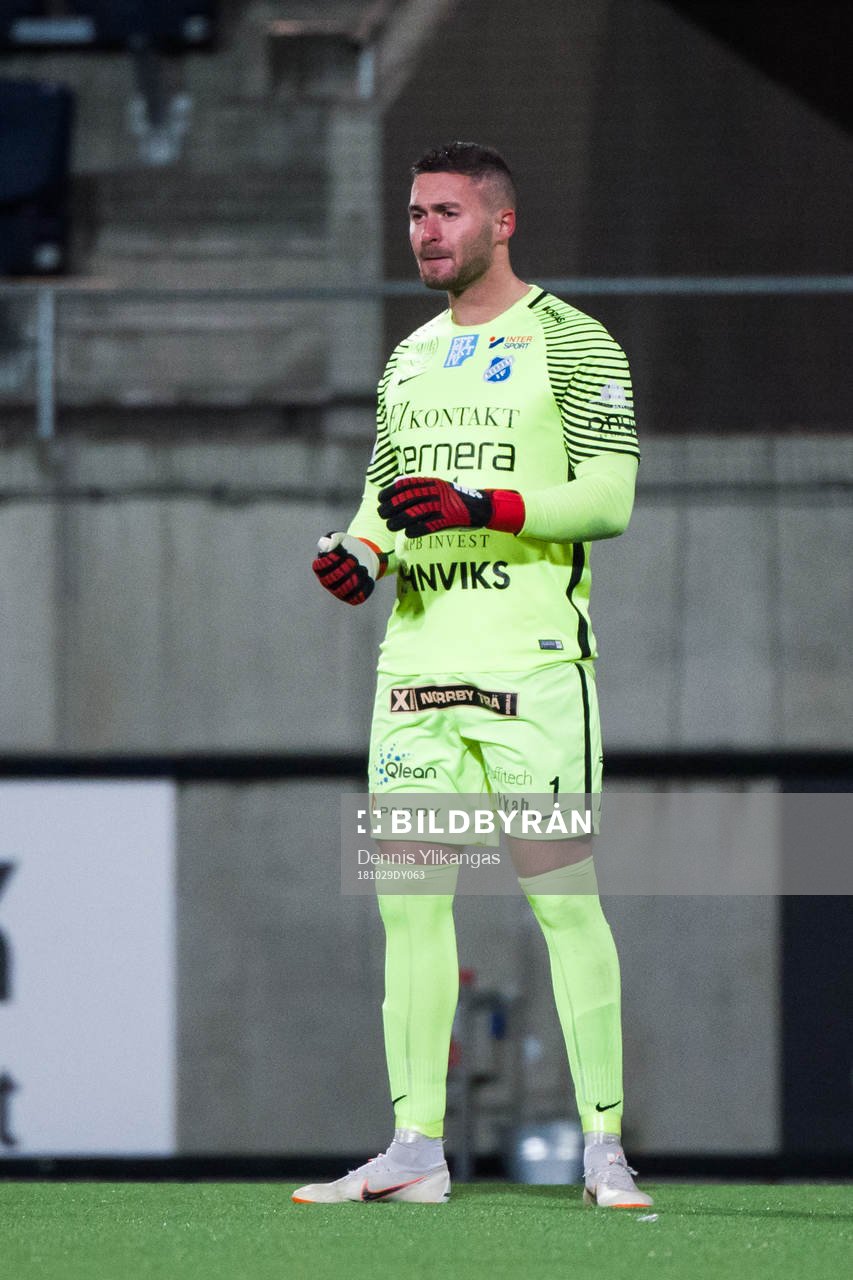 Norrbys målvakt Mergim Krasniqi