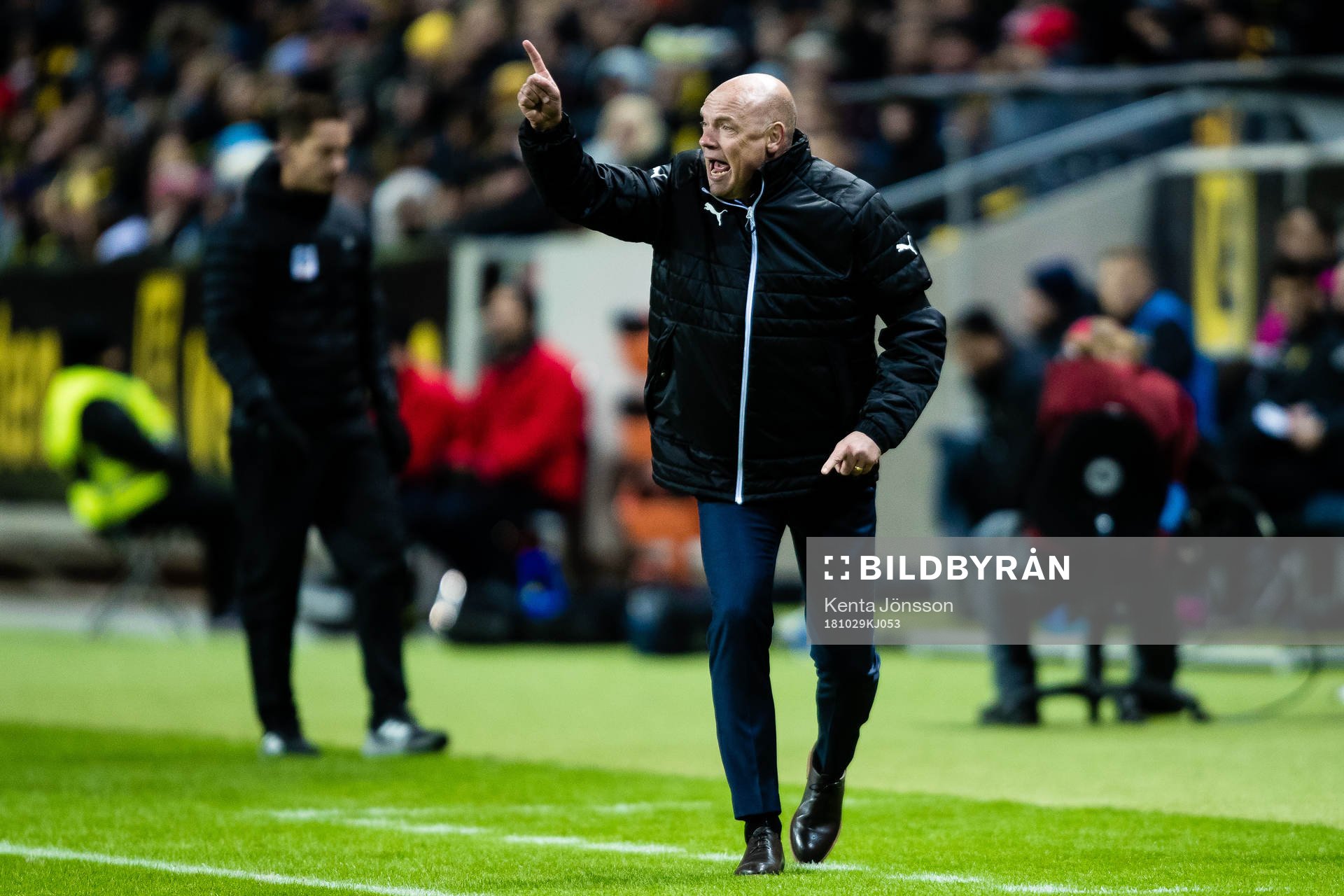 Malmö FFs tränare Uwe Rösler  reagerar