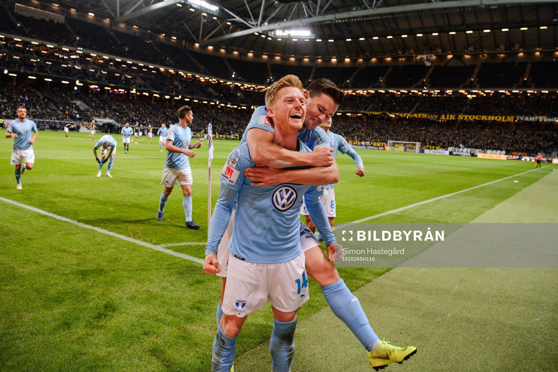 Malmö FFs Anders Christiansen och Marcus Antonsson jublar