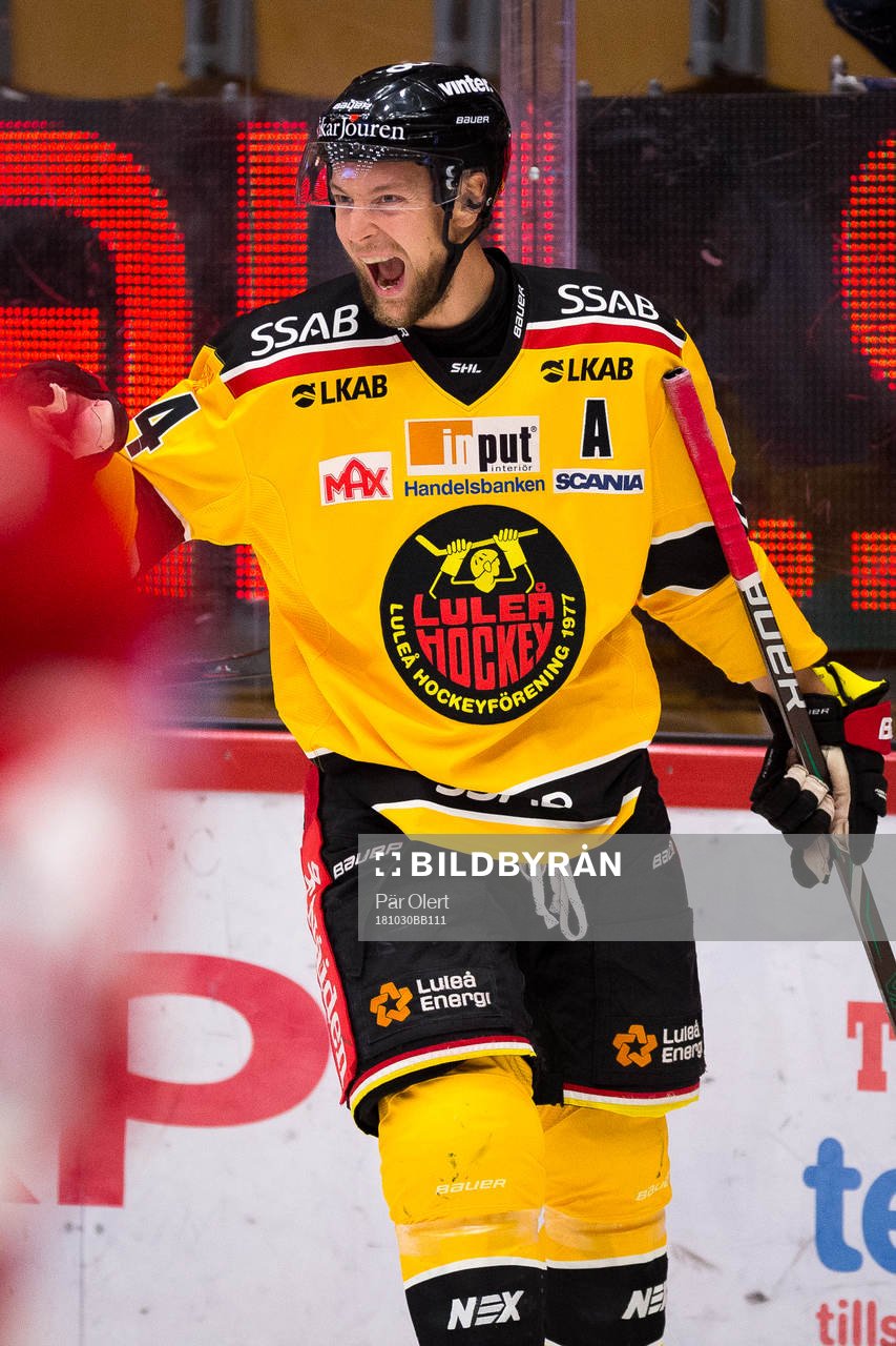 Luleås Johan Harju jublar