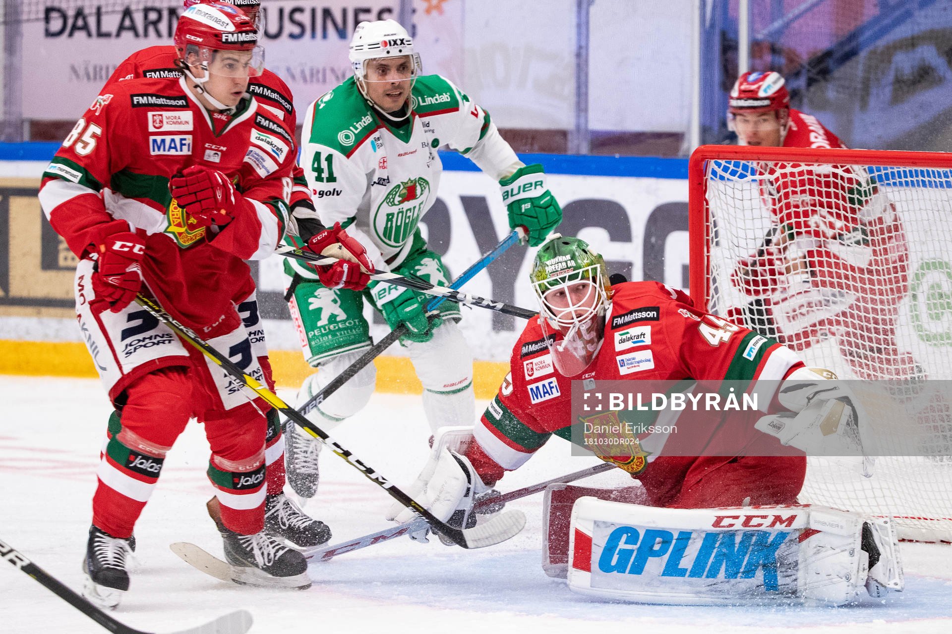 Moras Michael Haga och Rögles Daniel Widing och Moras