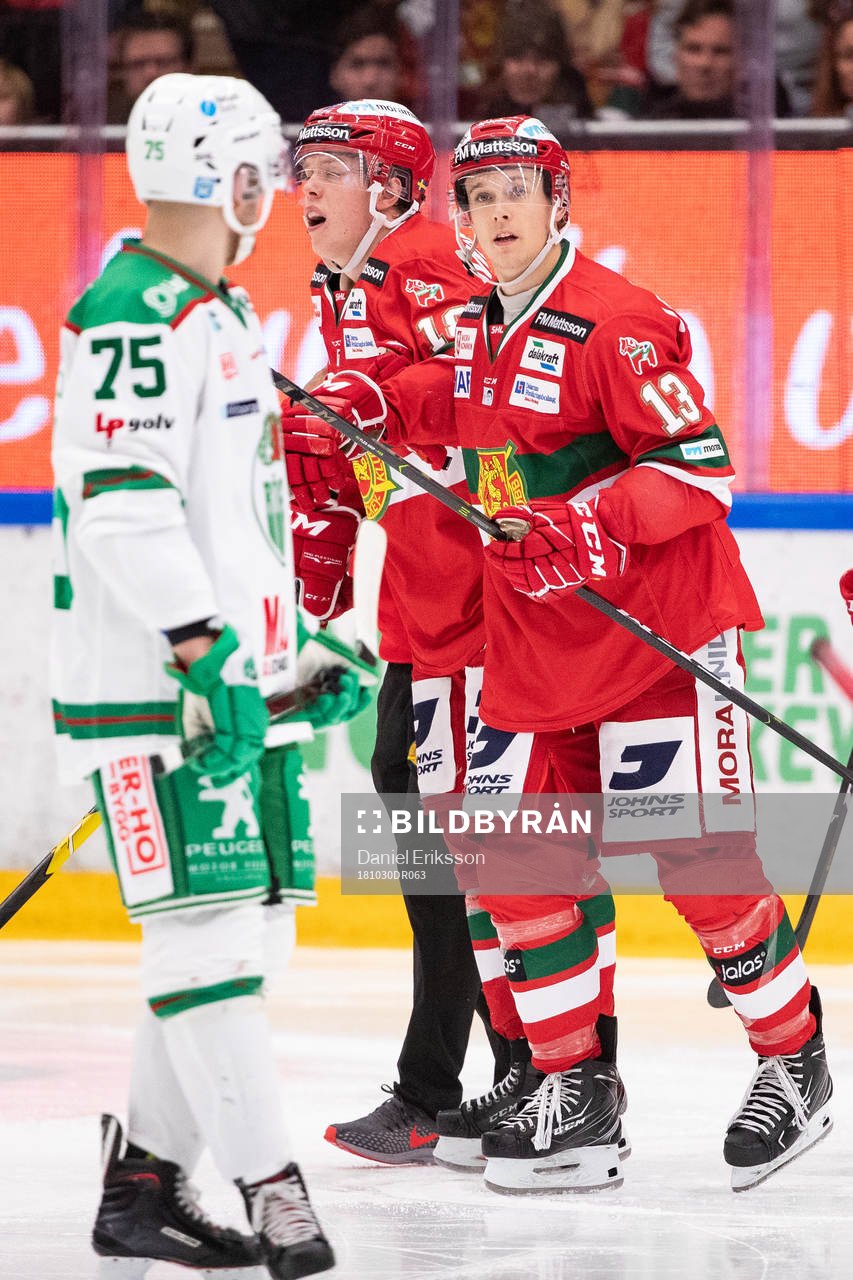 Moras Emil Aronsson och Emil Bejmo och Rögles Lucas Elvenes