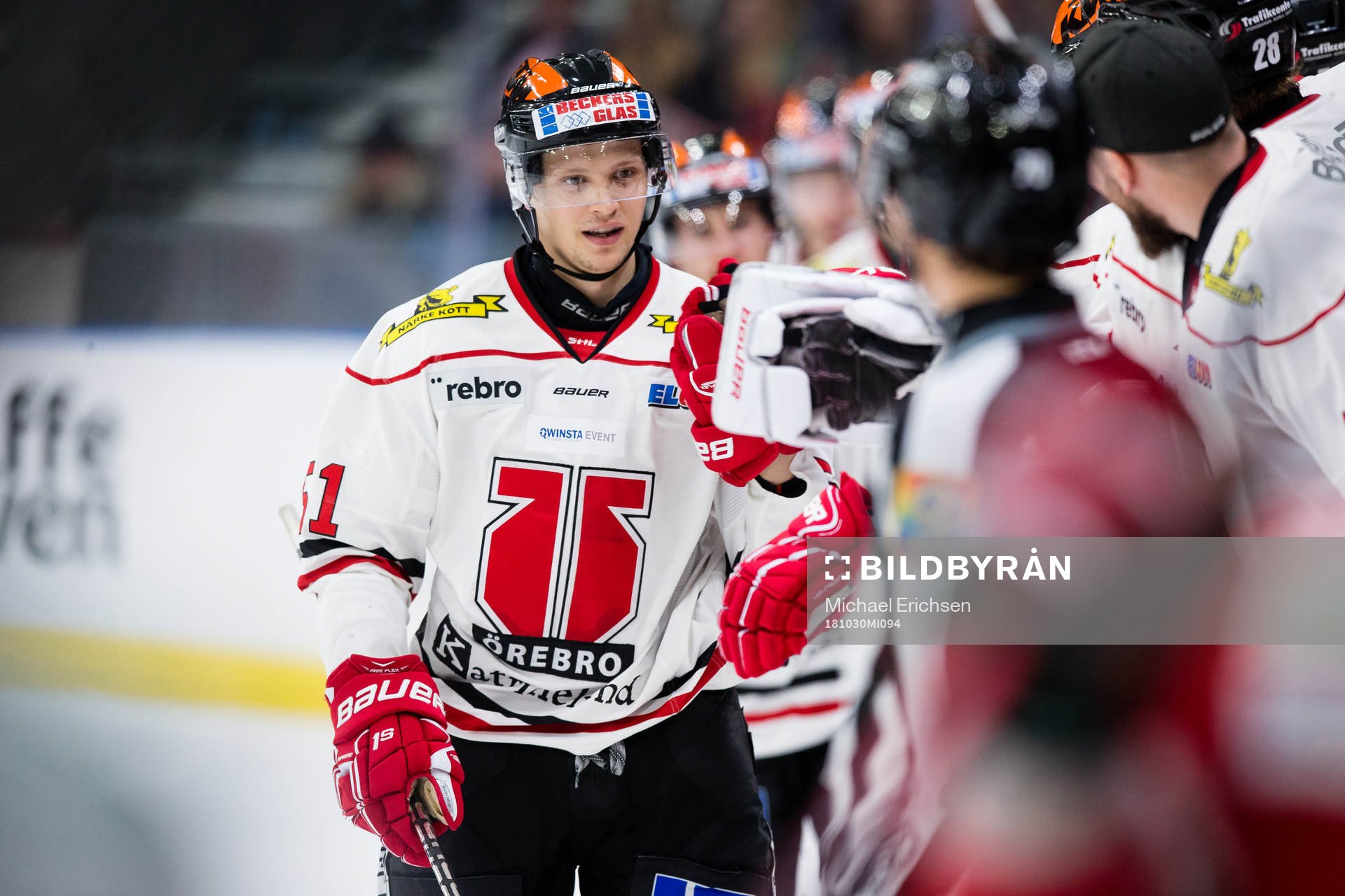 Örebros Kristian Näkyvä jublar med lagkamrater