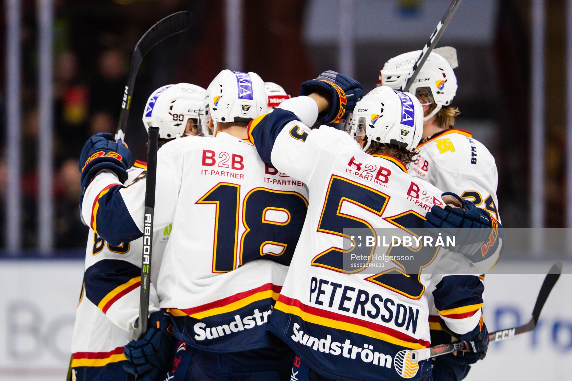 Djurgårdens Erik Walli-Walterholm jublar med lagkamrater
