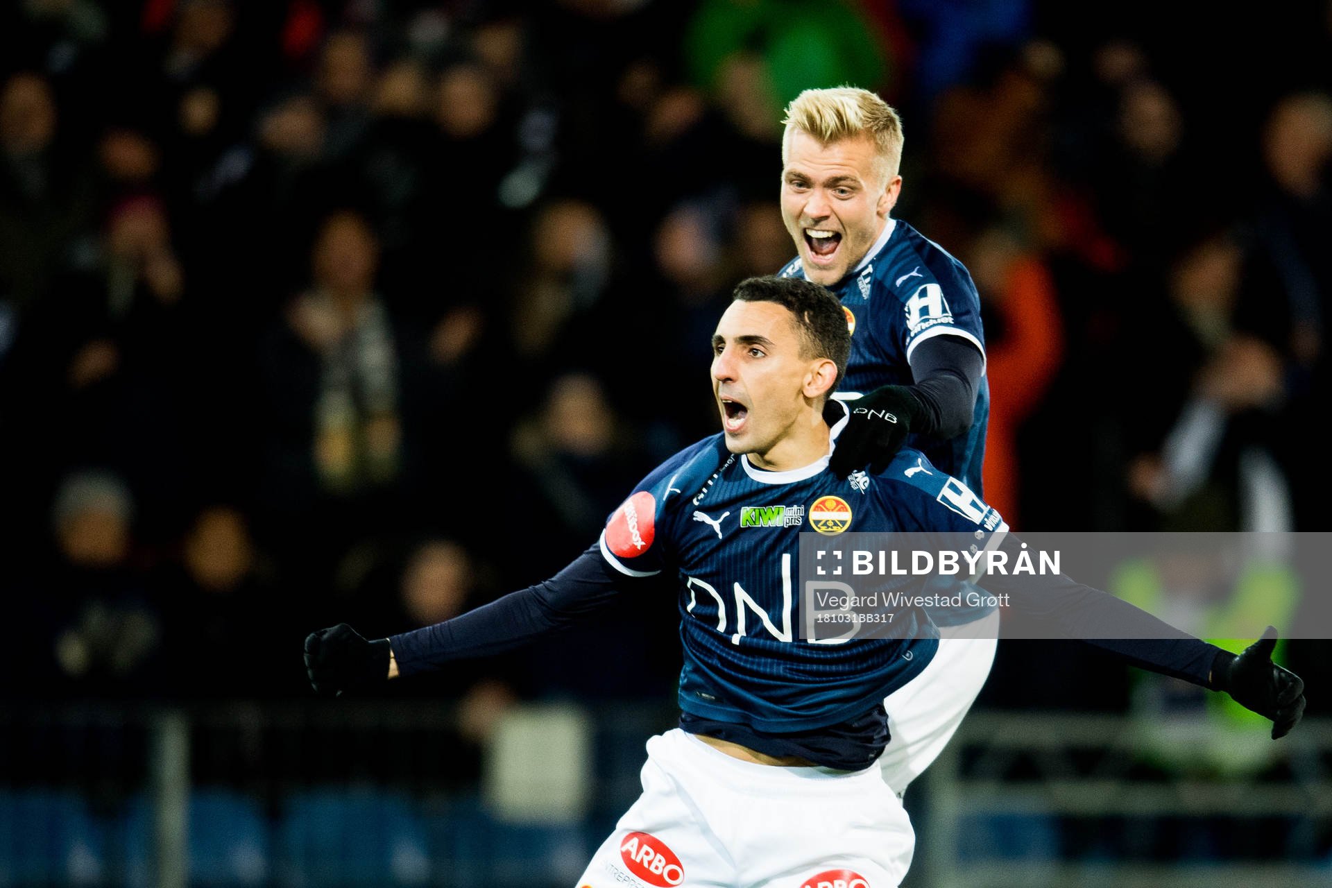 Mustafa Mos Abdellaoue of Strømsgodset celebrates with