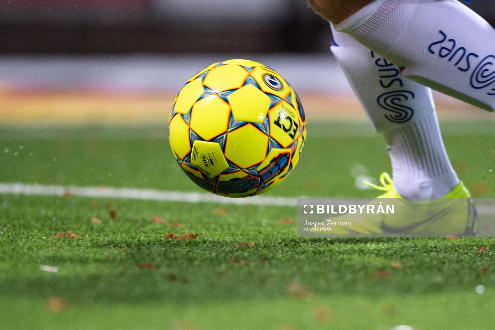 Den Allsvenska matchbollen