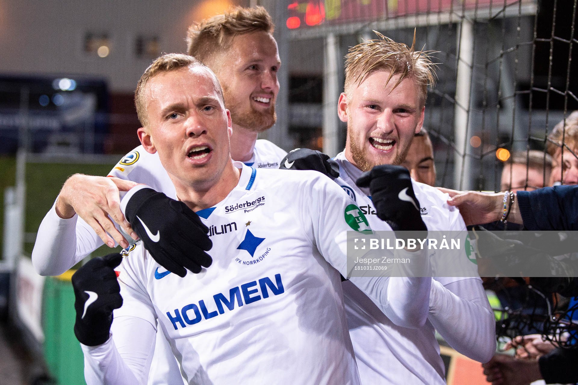 Norrköpings Gudmundur Thorarinsson jublar efter sitt 1-0 mål under fotbollsmatchen i Allsvenskan mellan Brommapojkarna och Norrköping den 31 oktober 2018 i Stockholm.
