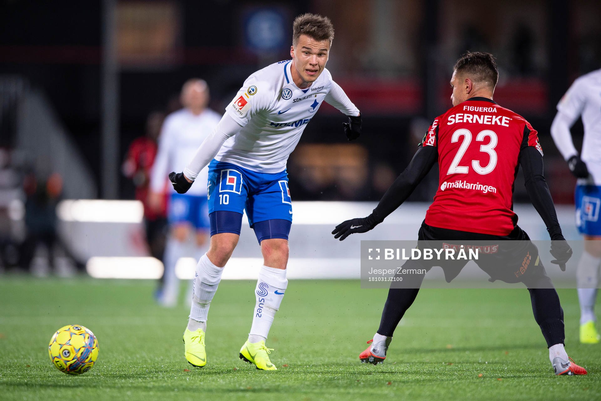 Norrköpings Simon Skrabb och Brommapojkarnas Erik Figueroa