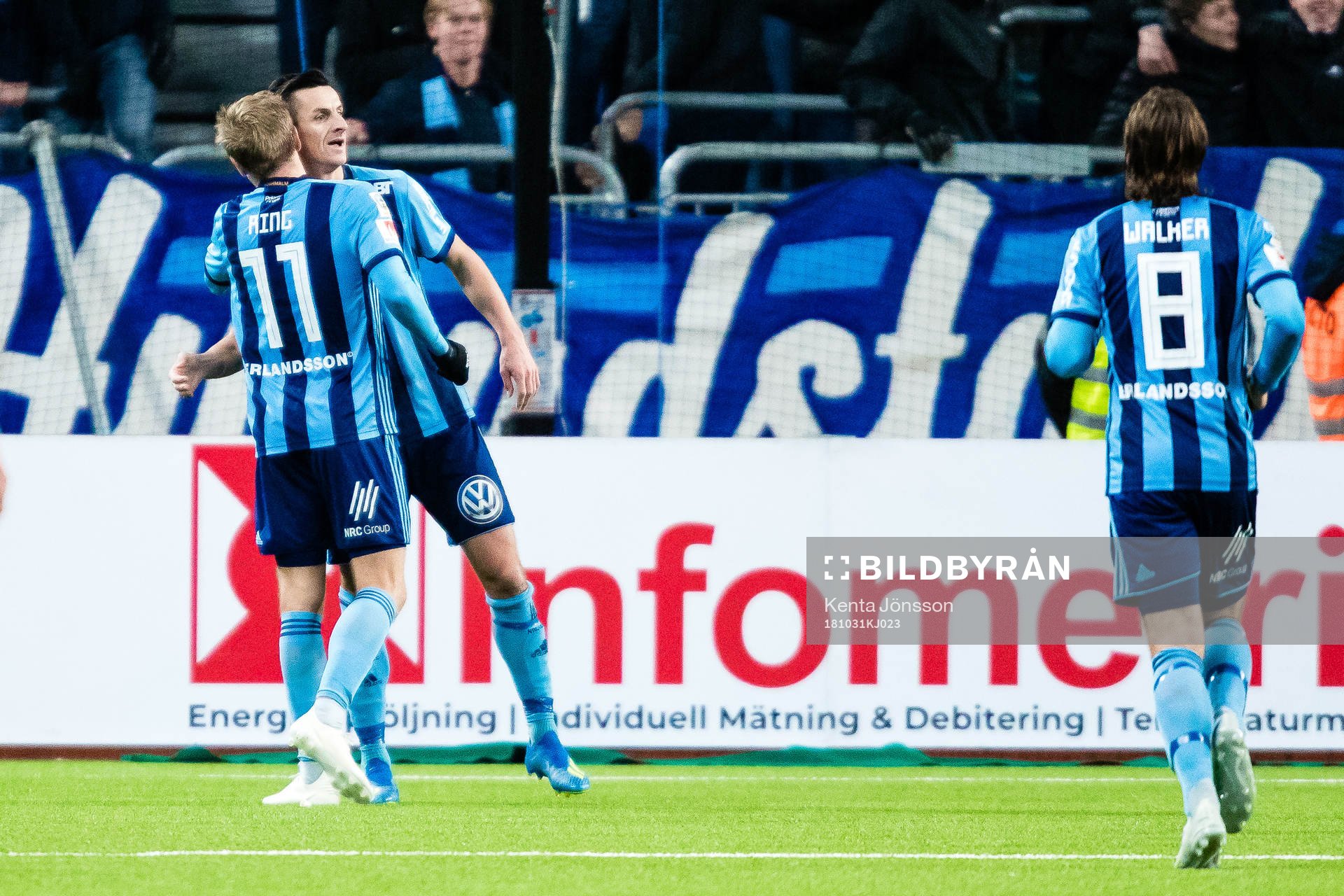 Djurgårdens Haris Radetinac jublar med Jonathan Ring