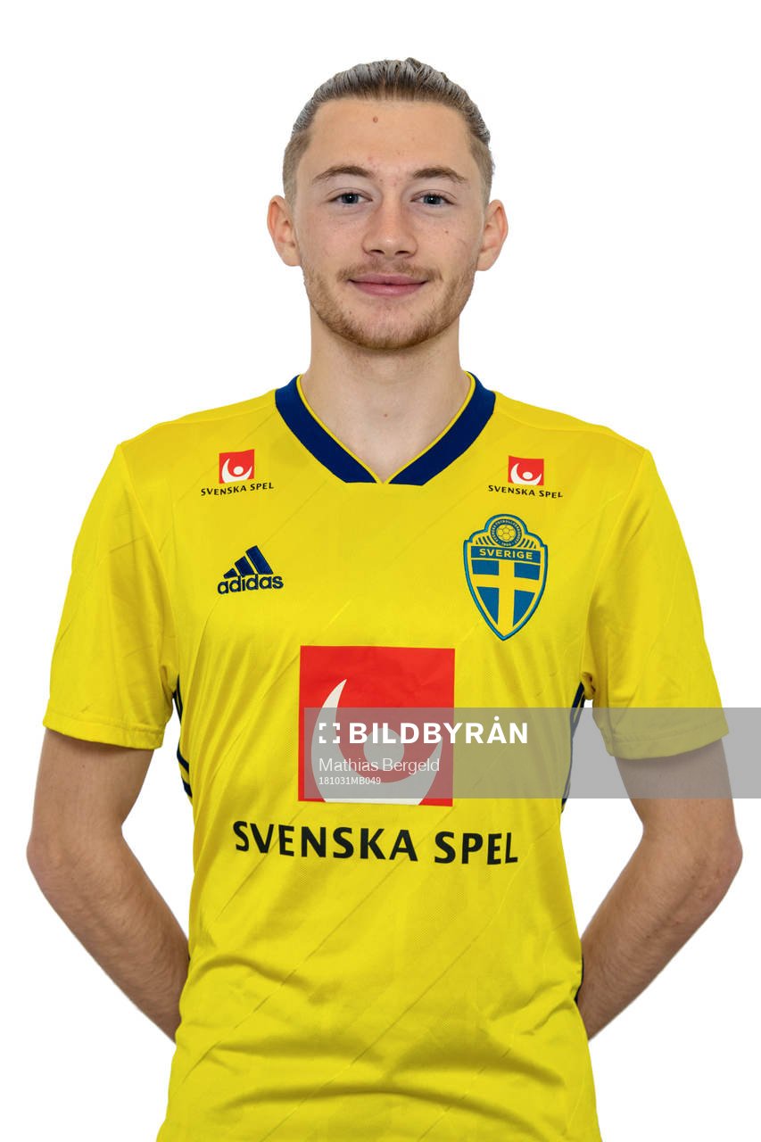 Daniel Miljanovic i Sveriges P19-landslag i futsal