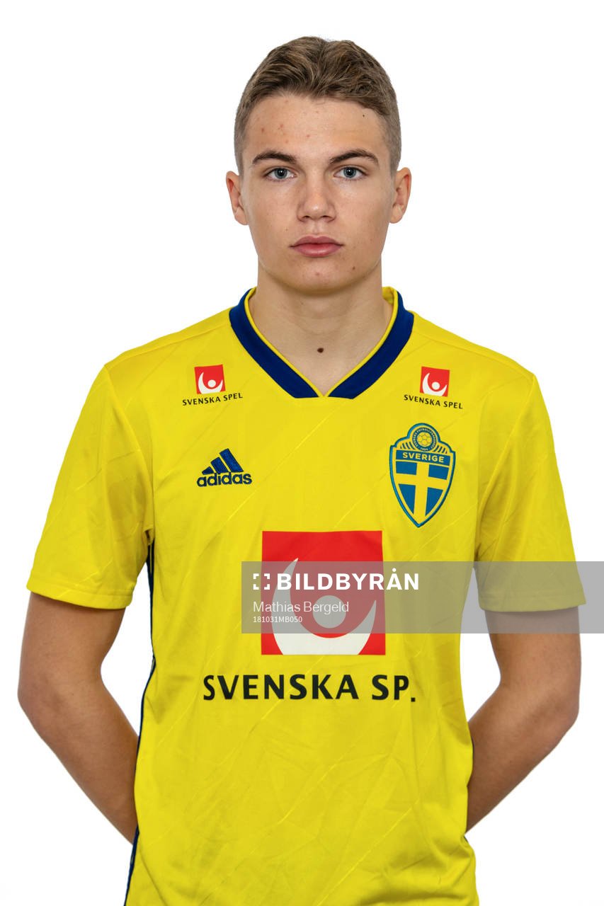 Jesper Källman i Sveriges P19-landslag i futsal